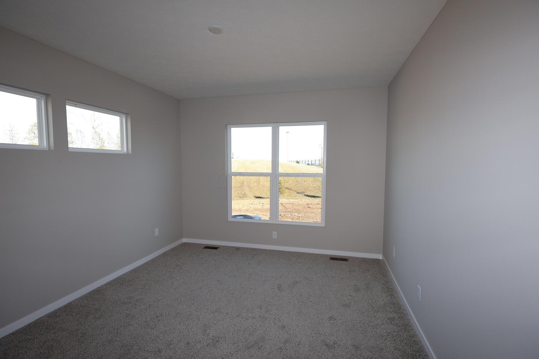 439 Oakland Hills Loop Property Photo 15