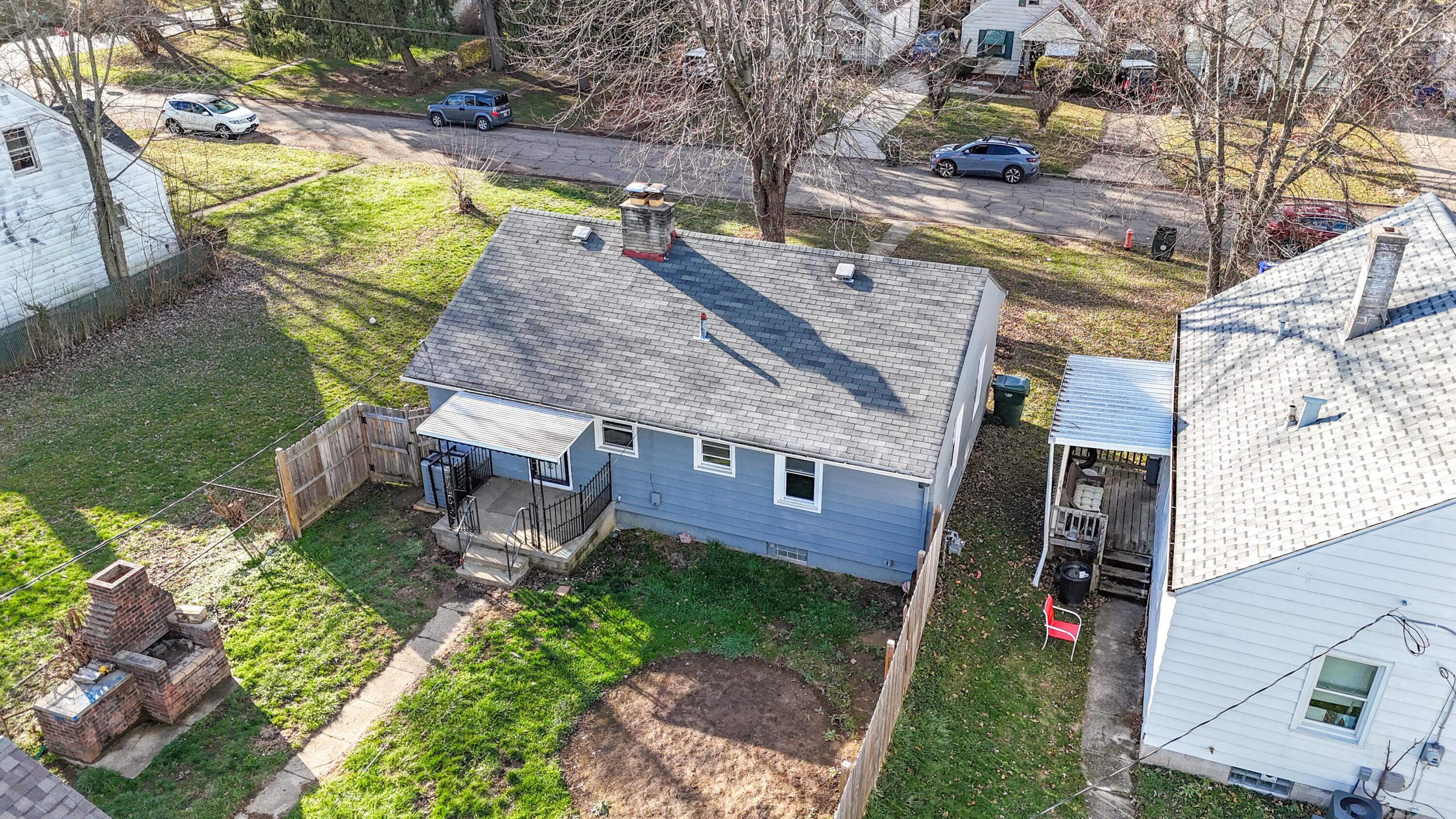 864 S Weyant Avenue Property Photo 23