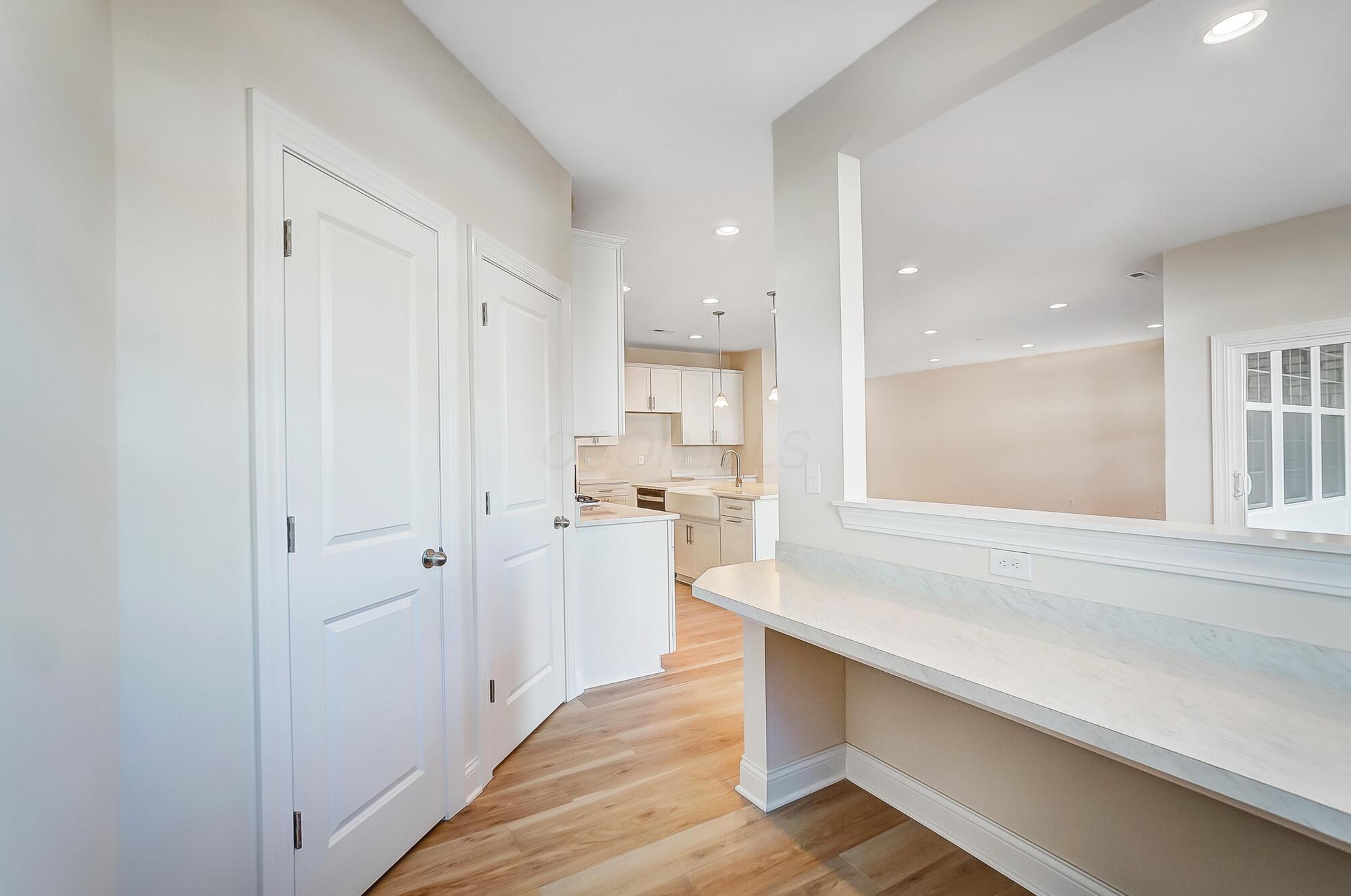 8706 Apricot Way Property Photo 17