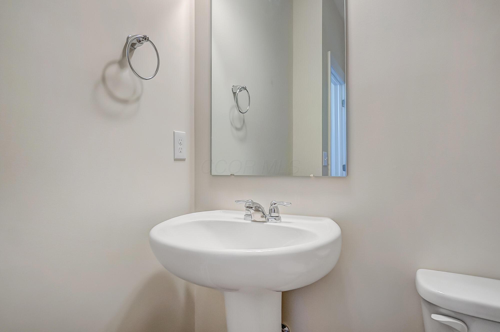 8706 Apricot Way Property Photo 24