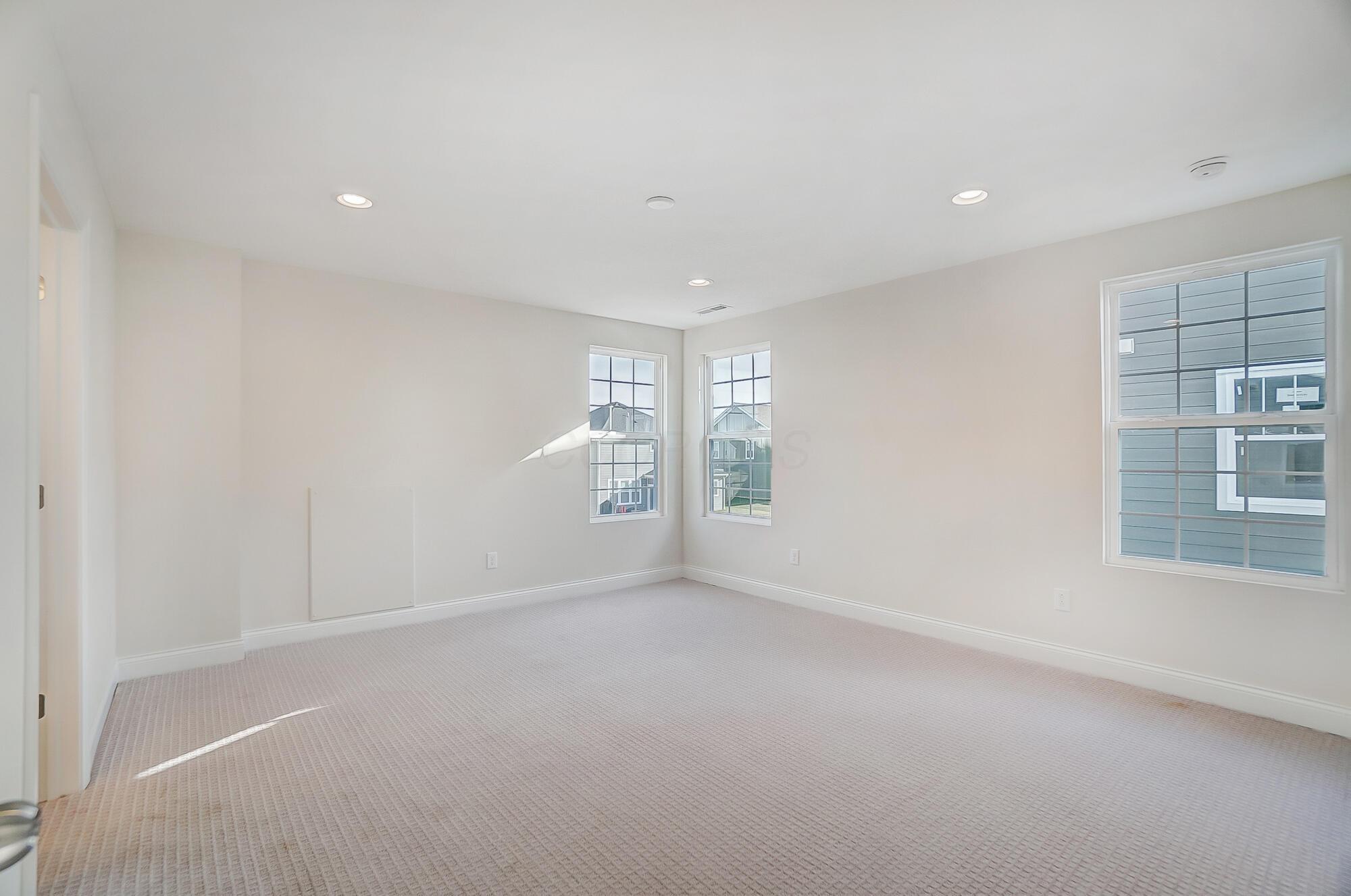 8706 Apricot Way Property Photo 29