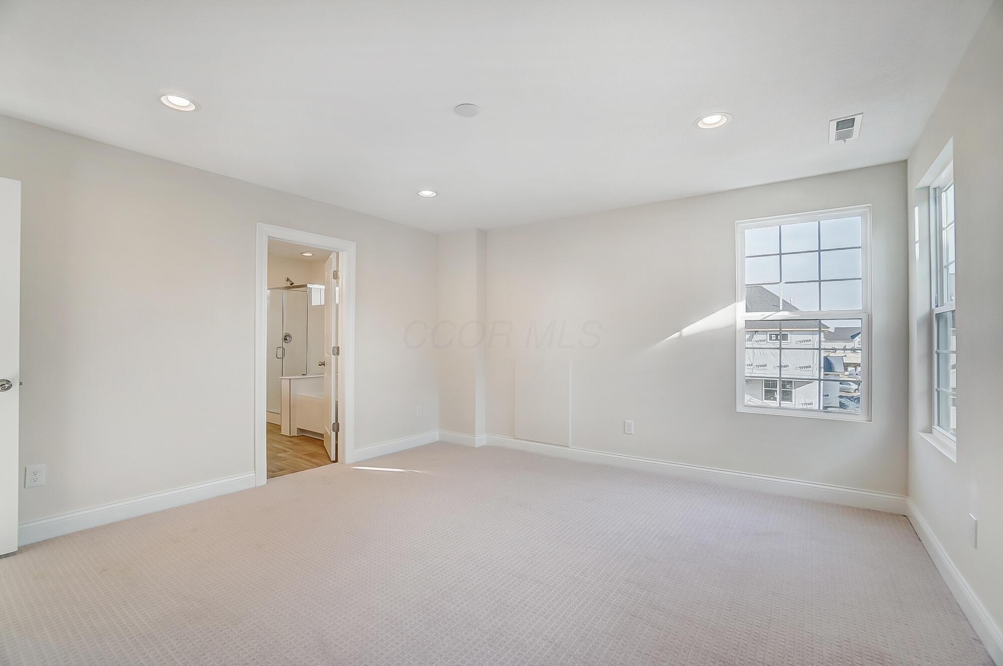 8706 Apricot Way Property Photo 30