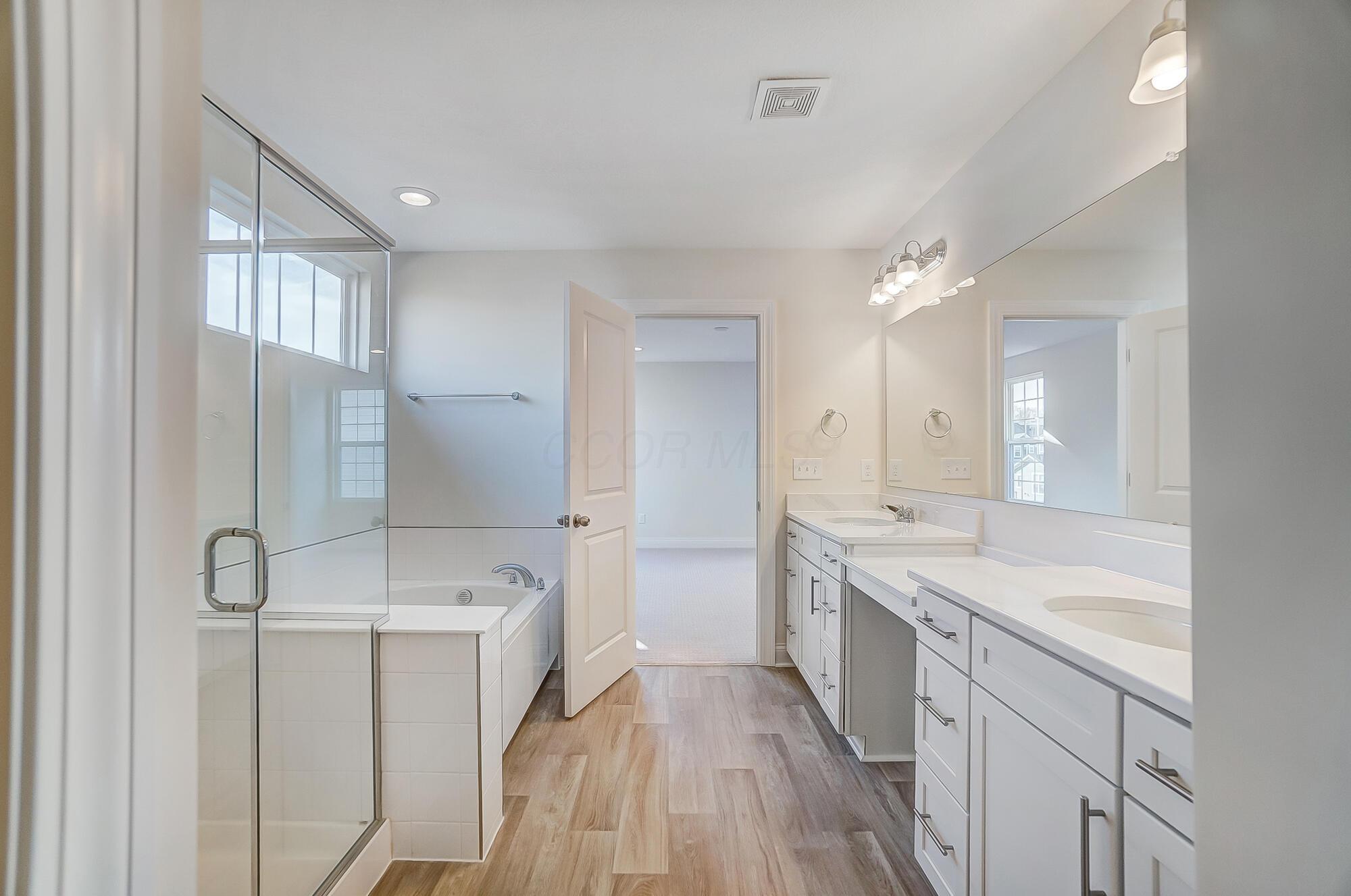 8706 Apricot Way Property Photo 33