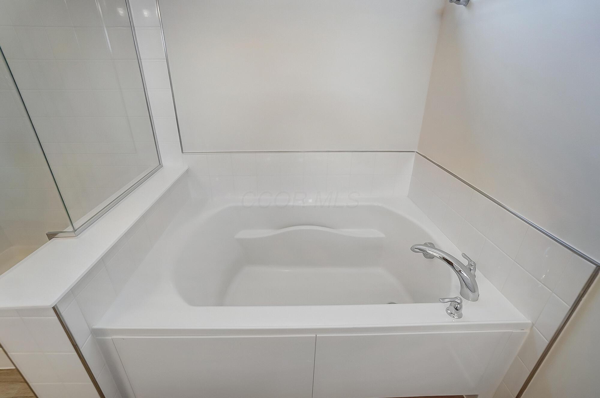 8706 Apricot Way Property Photo 37