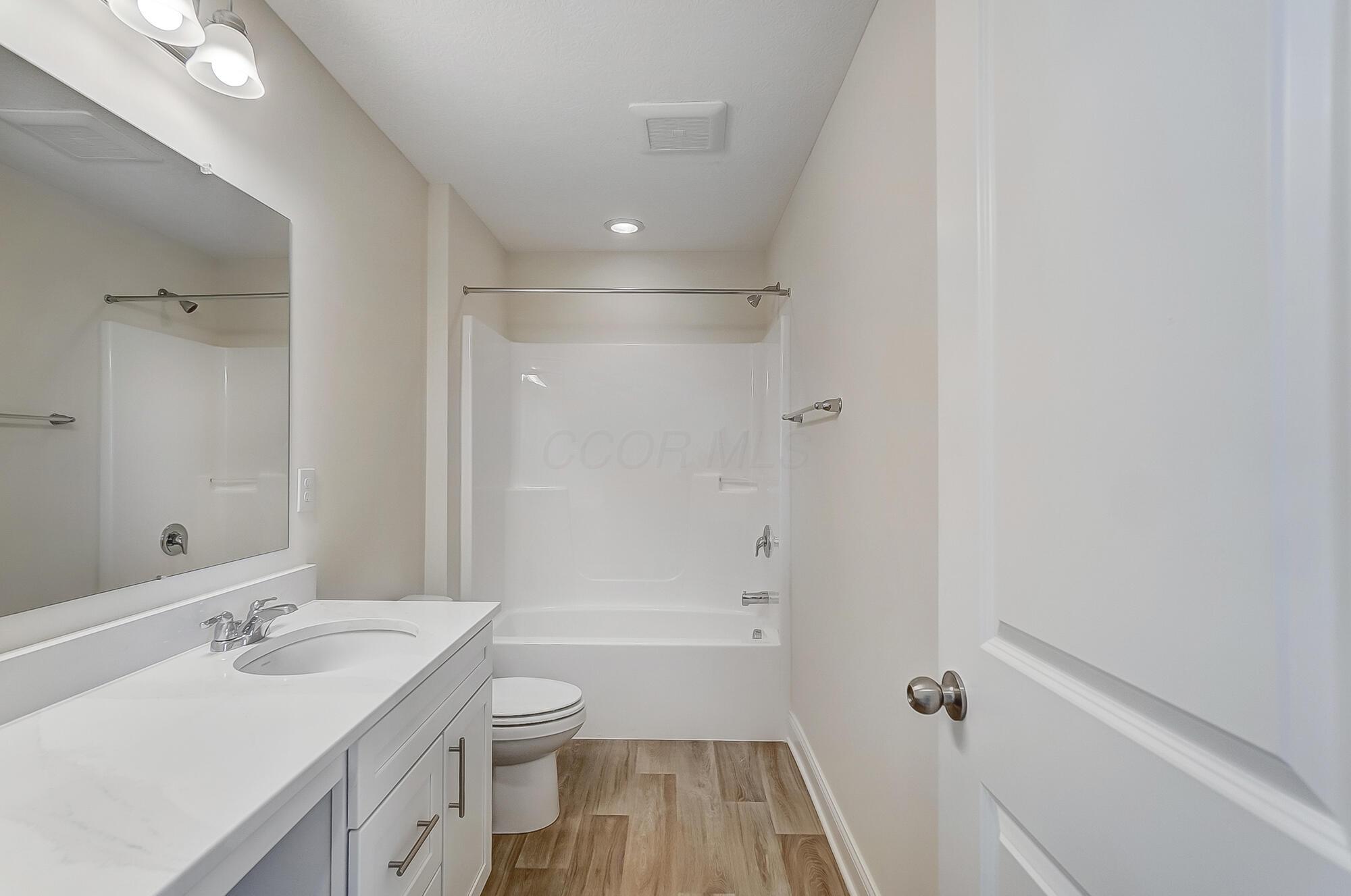8706 Apricot Way Property Photo 47
