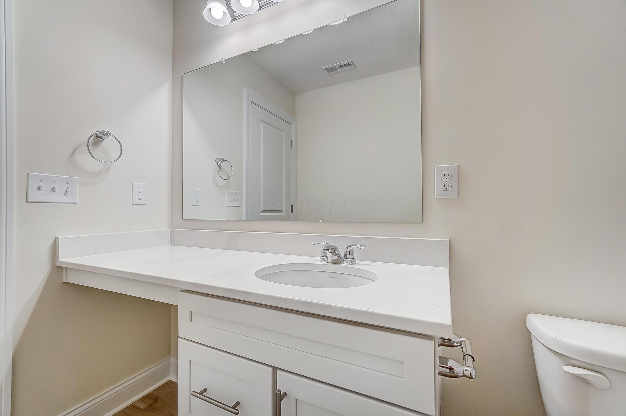 8706 Apricot Way Property Photo 48