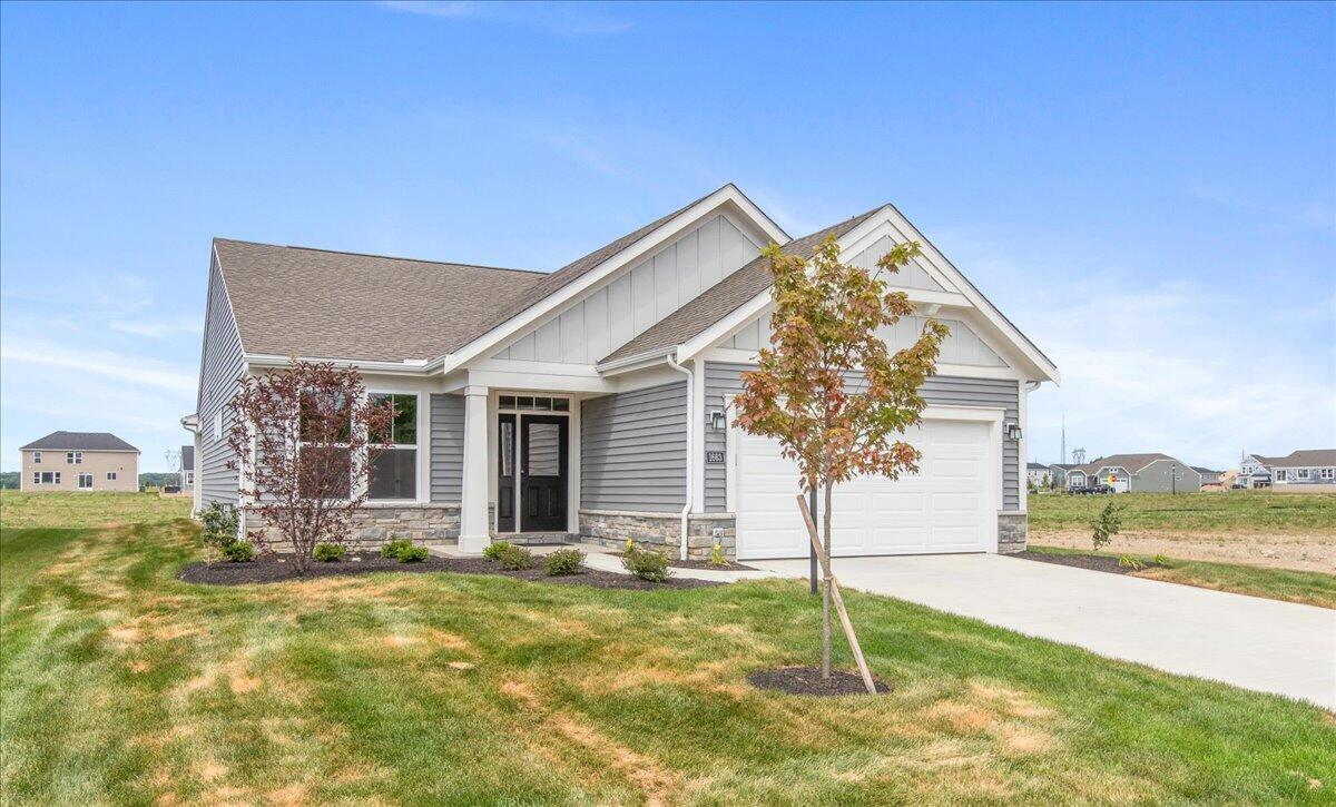 1663 Skyview Drive Property Photo 2