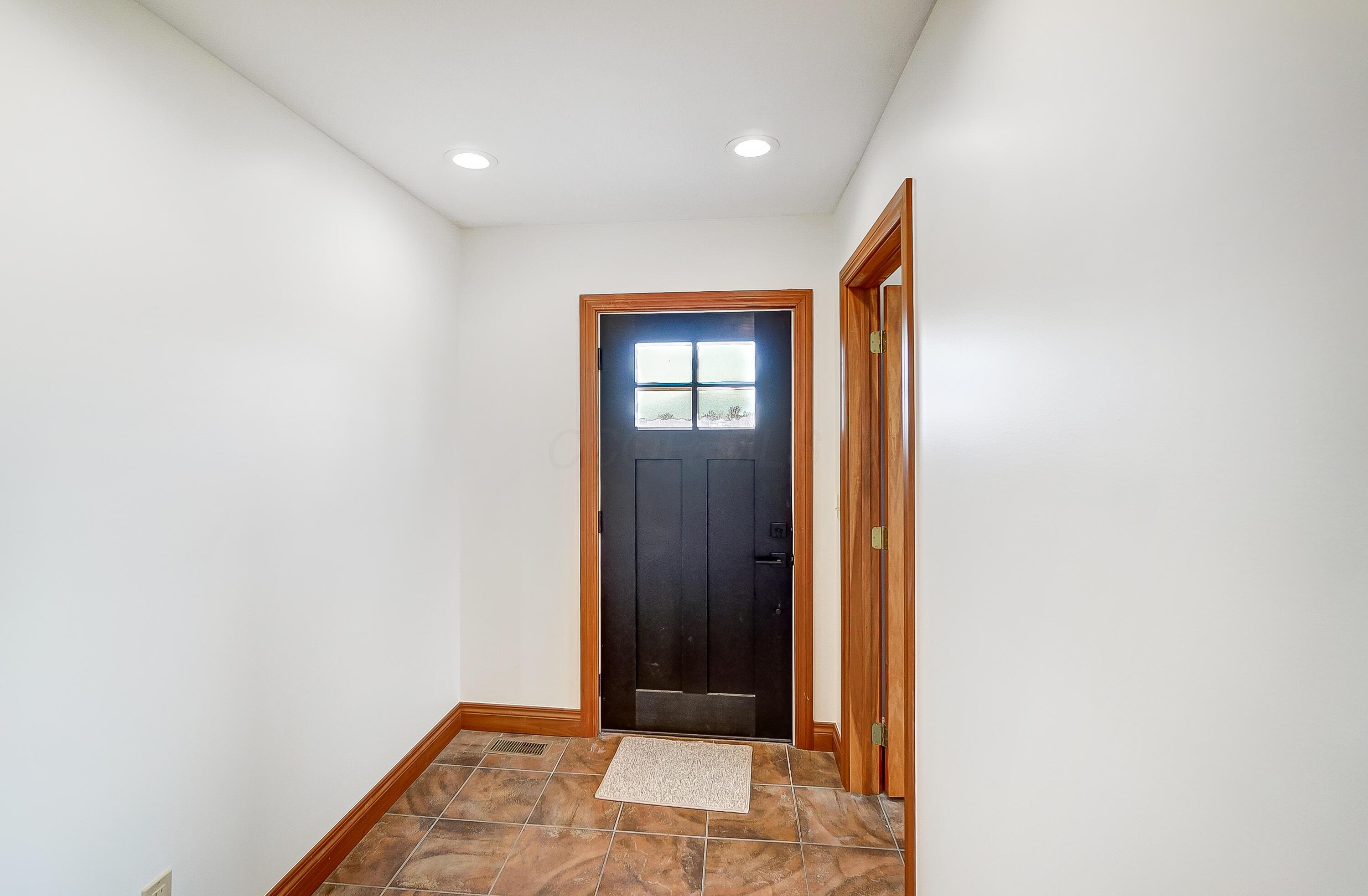 3333 Hoppes Road Property Photo 4