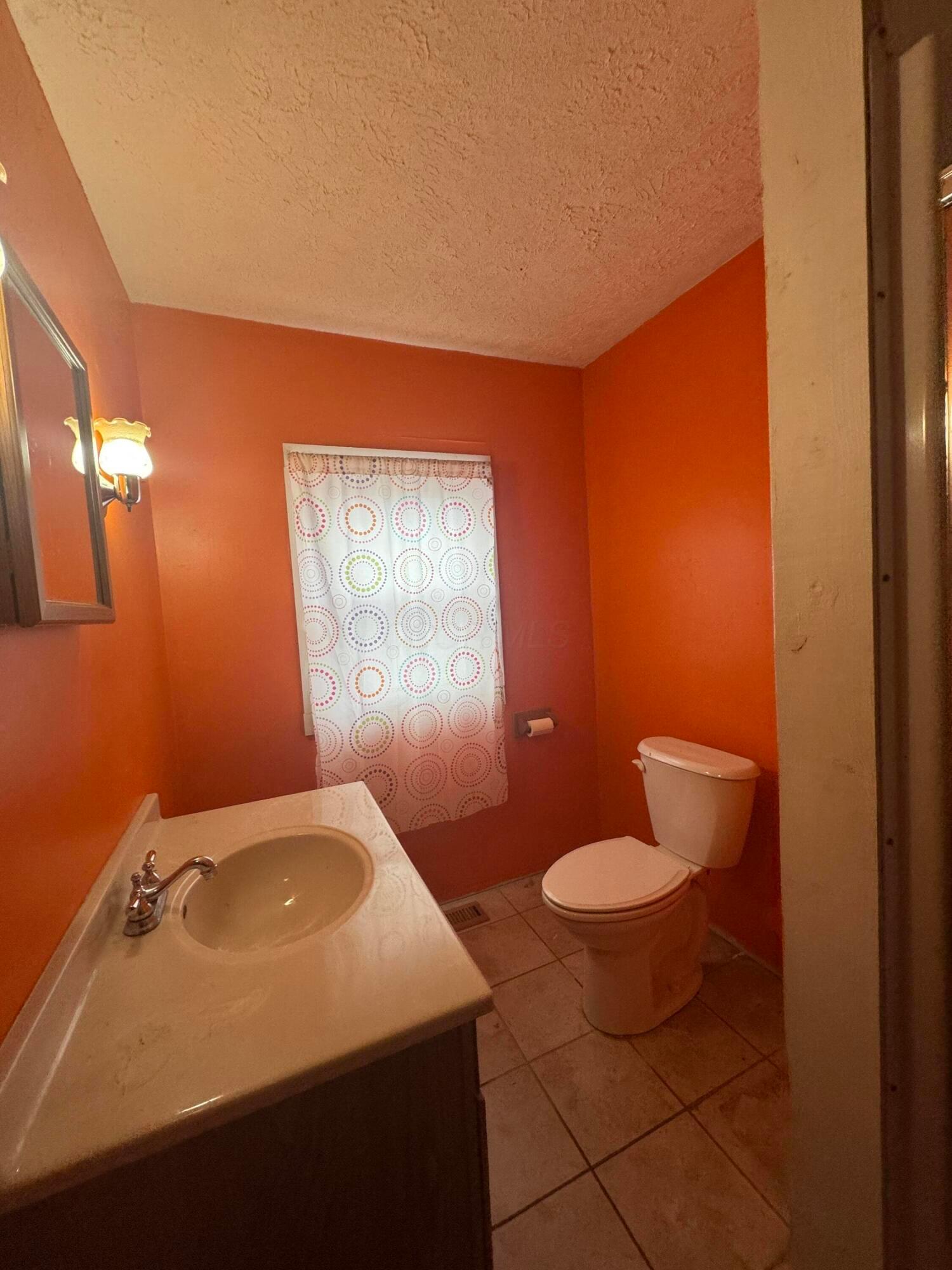 377 E 4th Street Property Photo 9