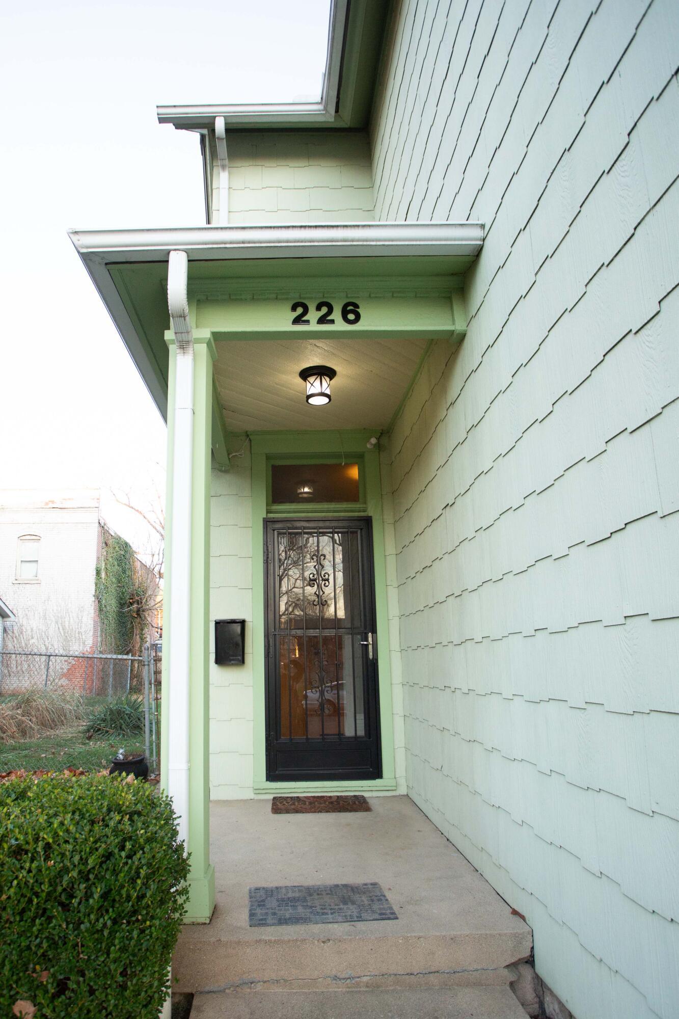 226 S Monroe Avenue Property Photo 2
