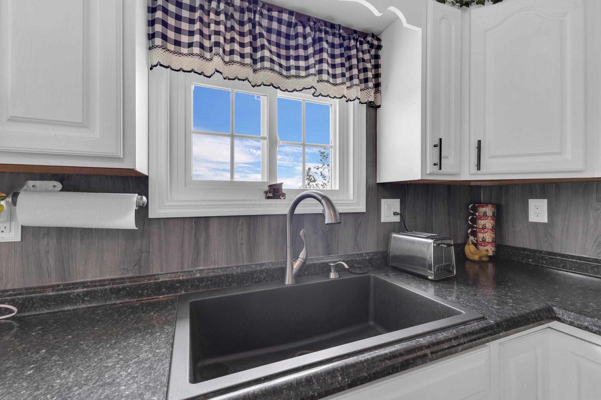 3496 Hillman Ford Road Property Photo 10