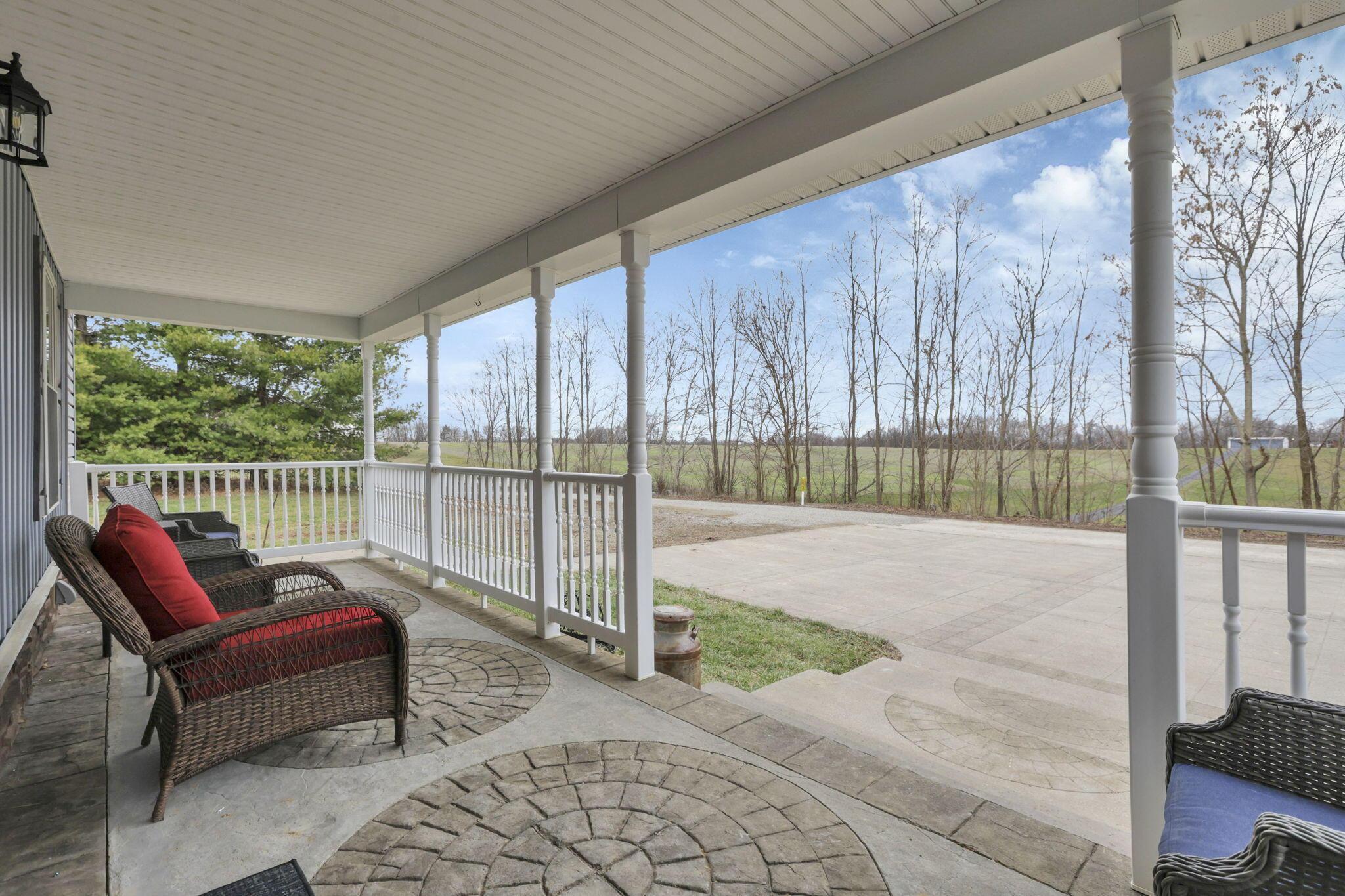 9995 W Pike Property Photo