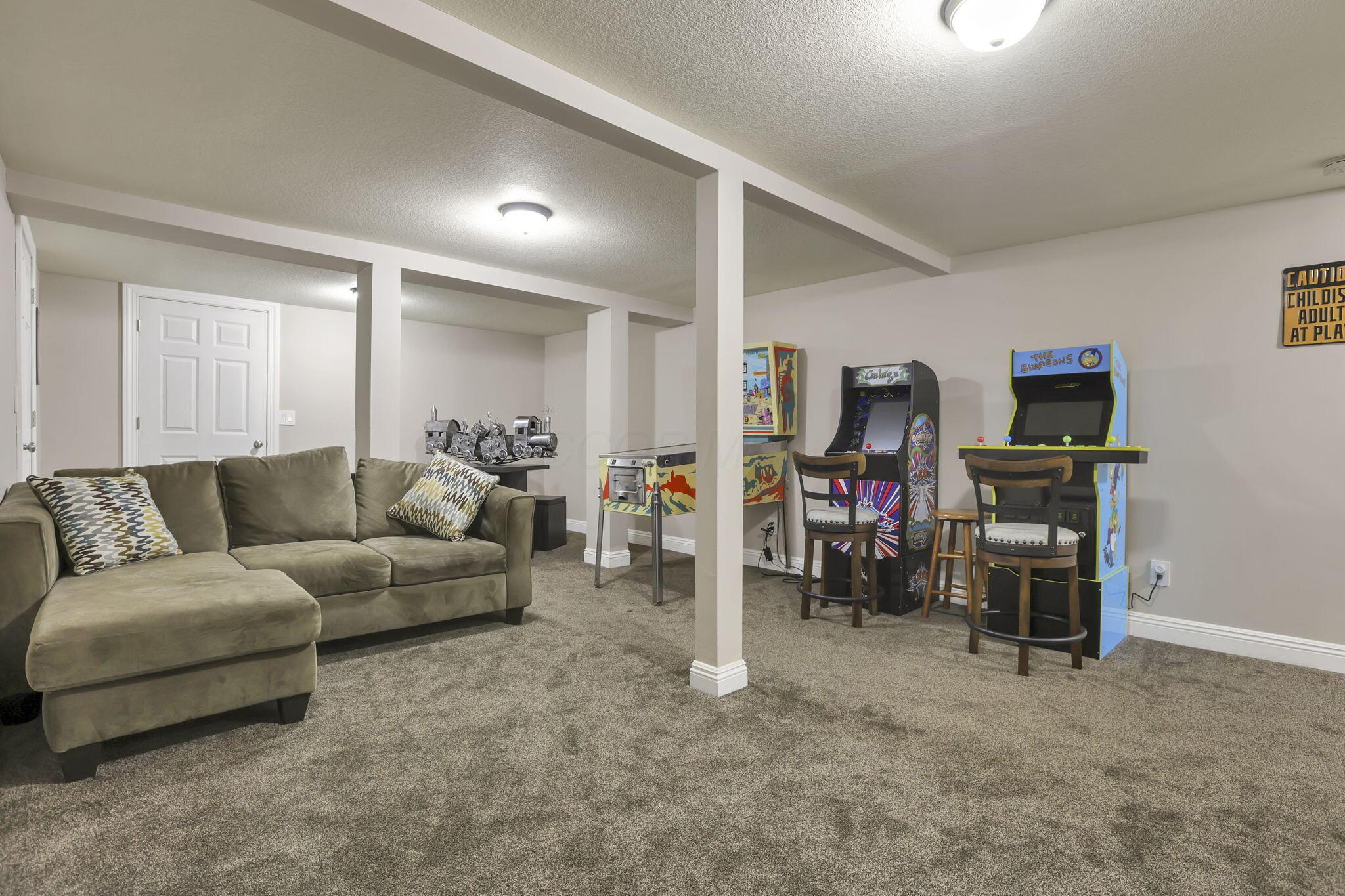 9995 W Pike Property Photo 47