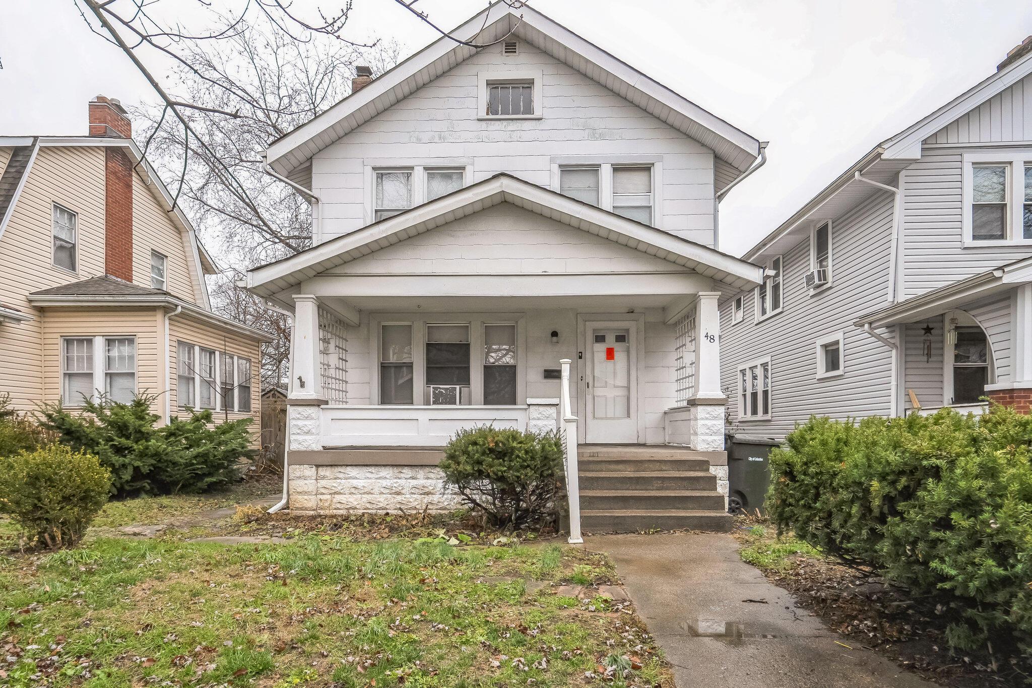 48 N Roys Avenue Property Photo 1