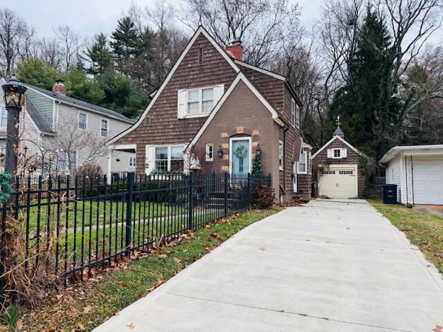 307 Edgewood Avenue Property Photo 2