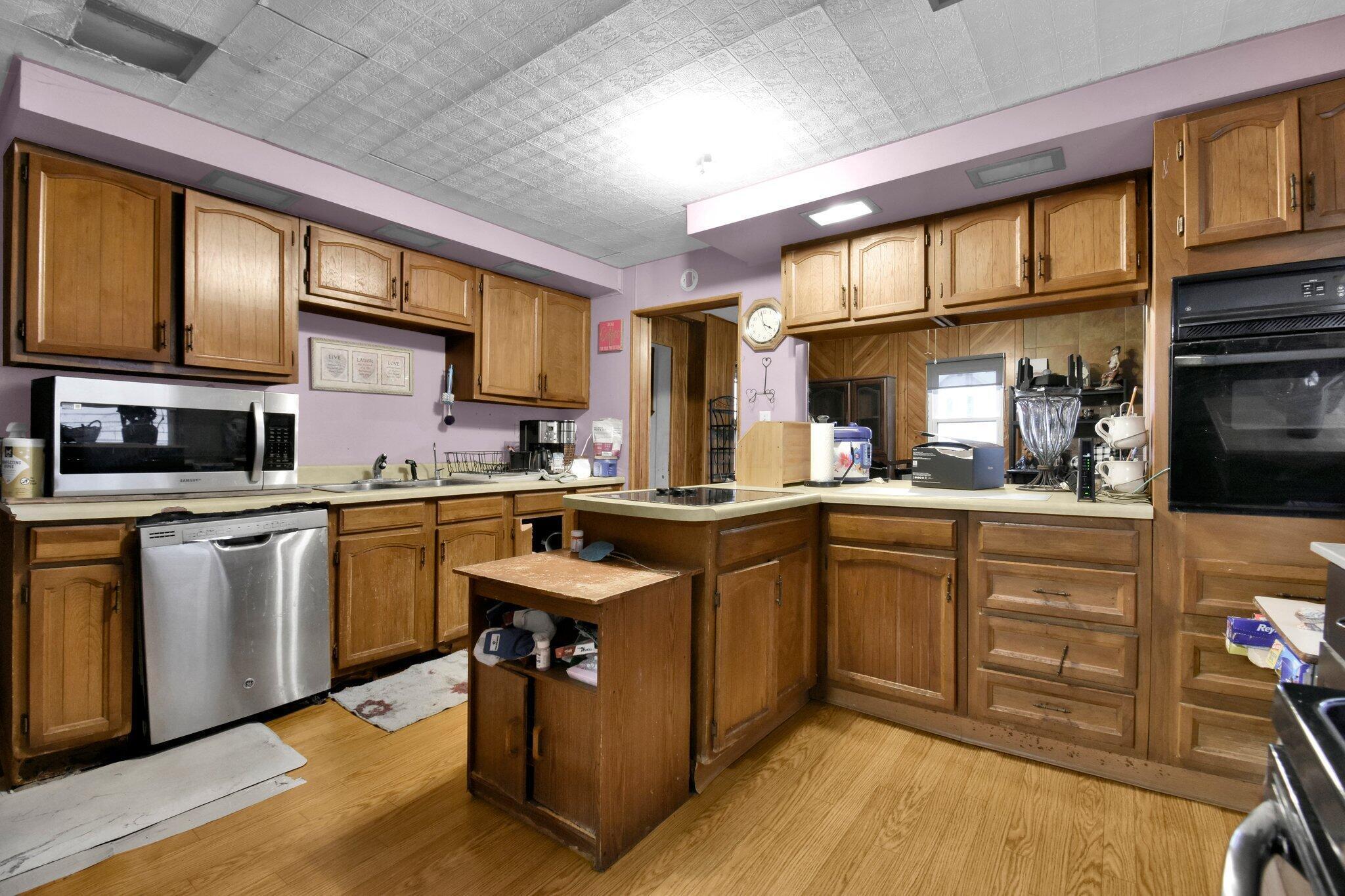 4417 Beechgrove Road Property Photo 9