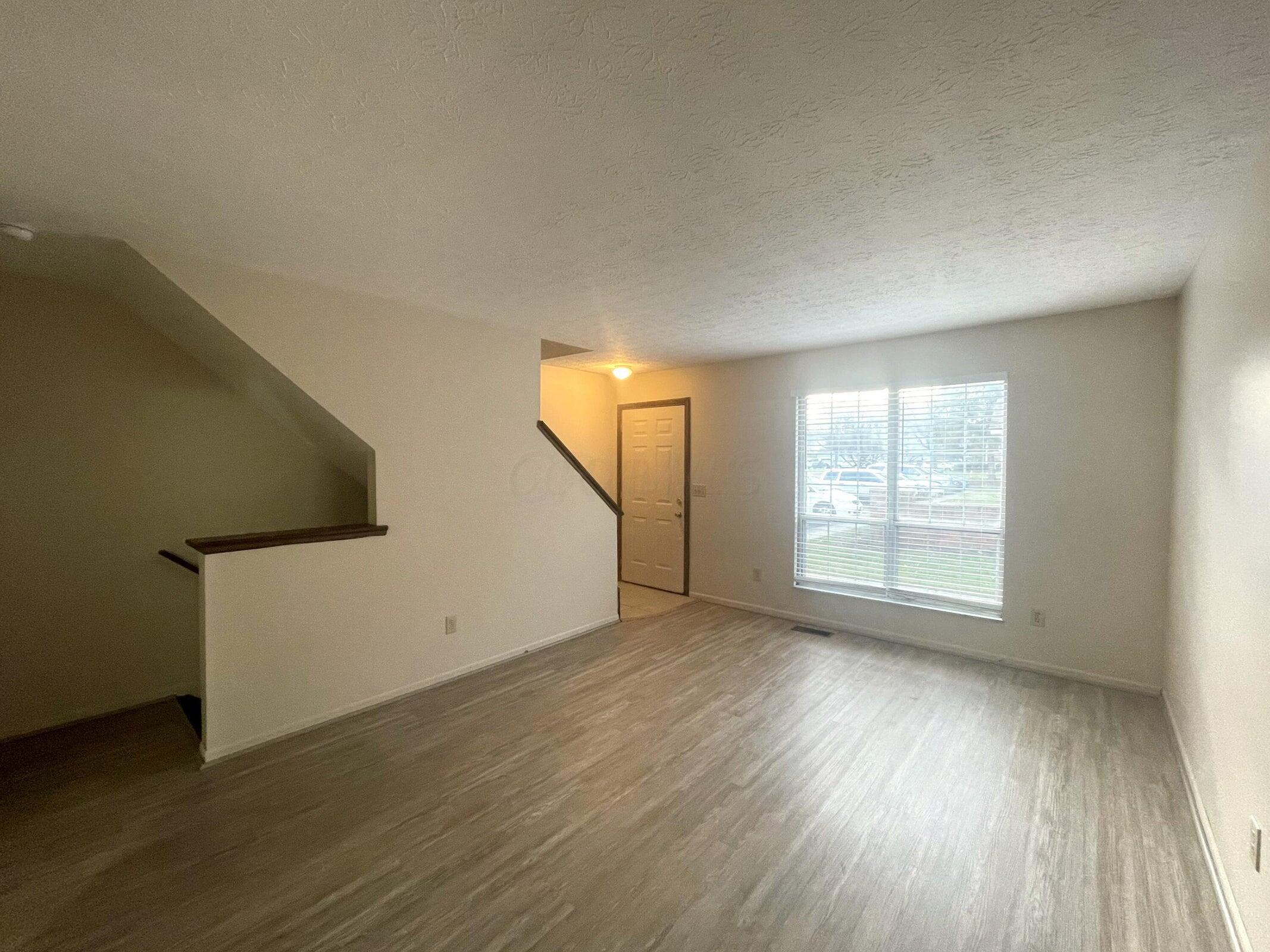 5274-5280 Portland Street Property Photo 4