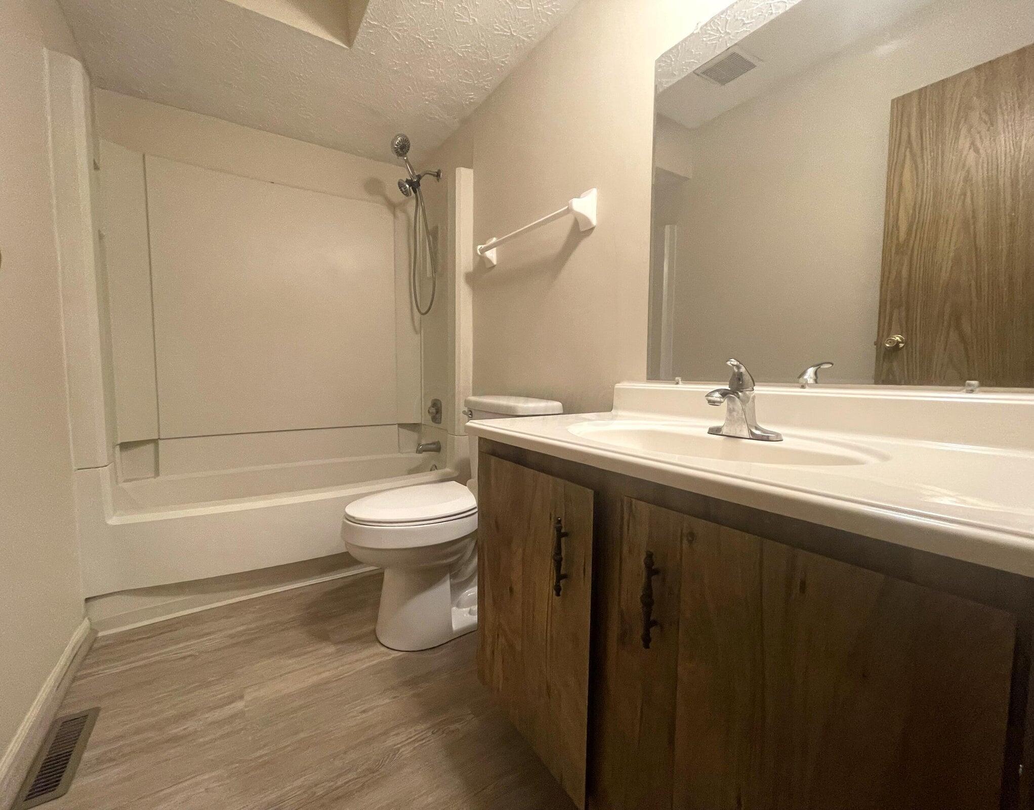5274-5280 Portland Street Property Photo 11