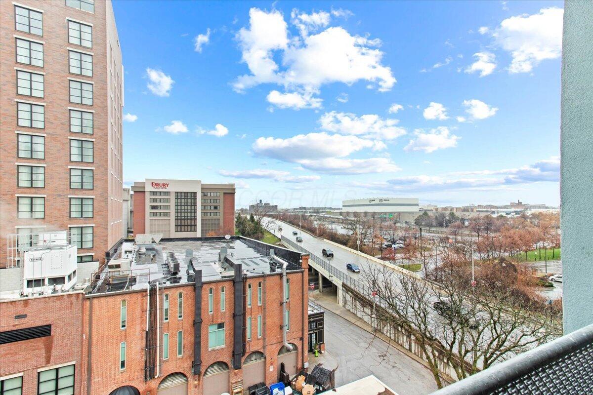 78 E Chestnut Street, 507 Property Photo 23