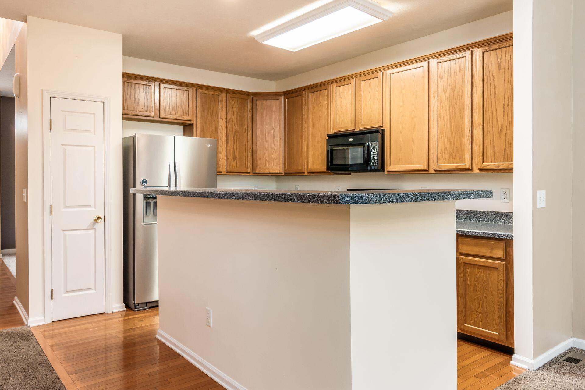 3255 Belstead Drive Property Photo 4