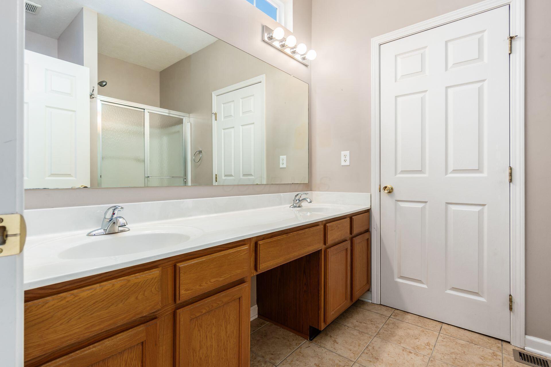 3255 Belstead Drive Property Photo 9