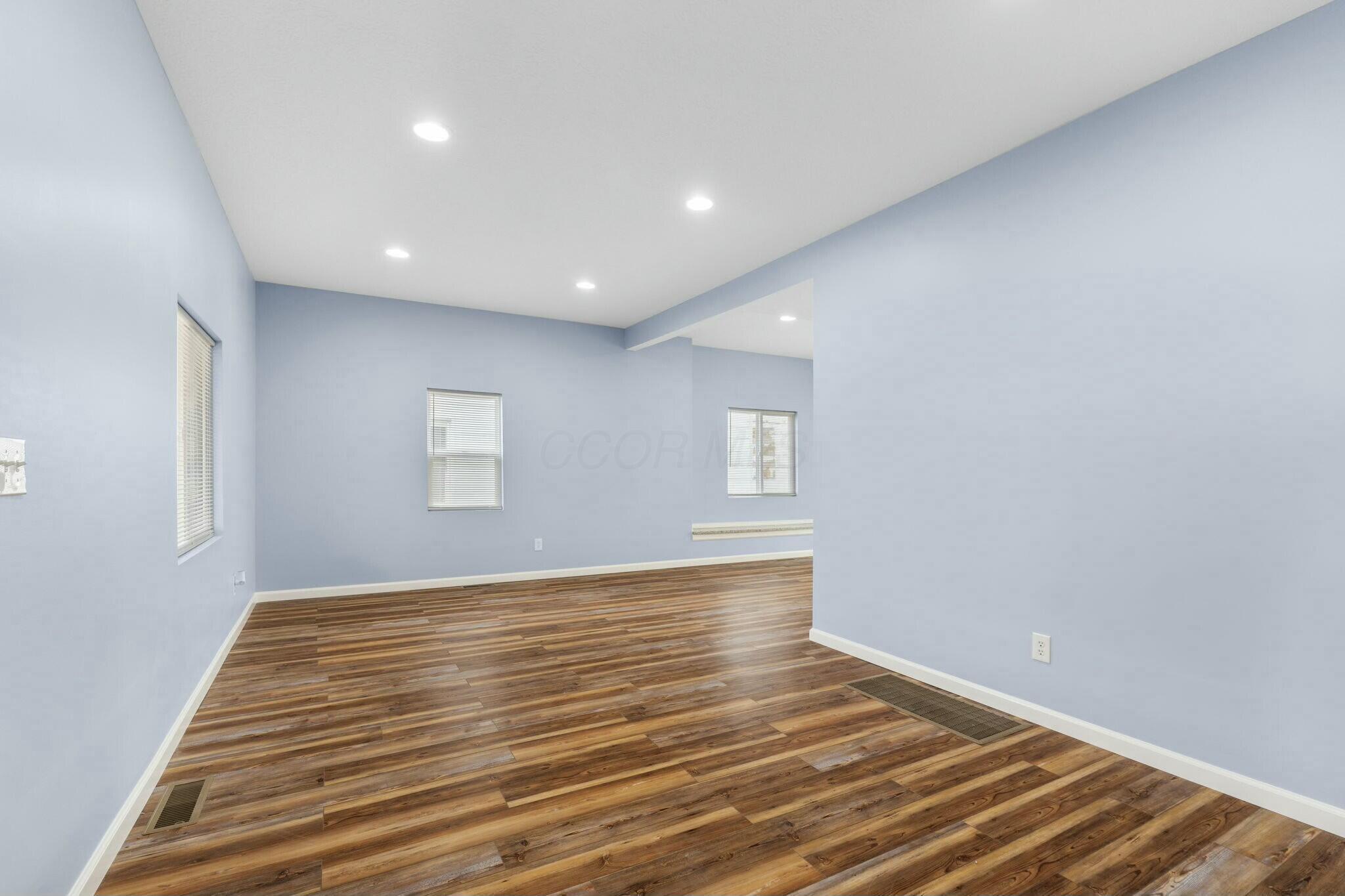 344 Latourette Street Property Photo 7