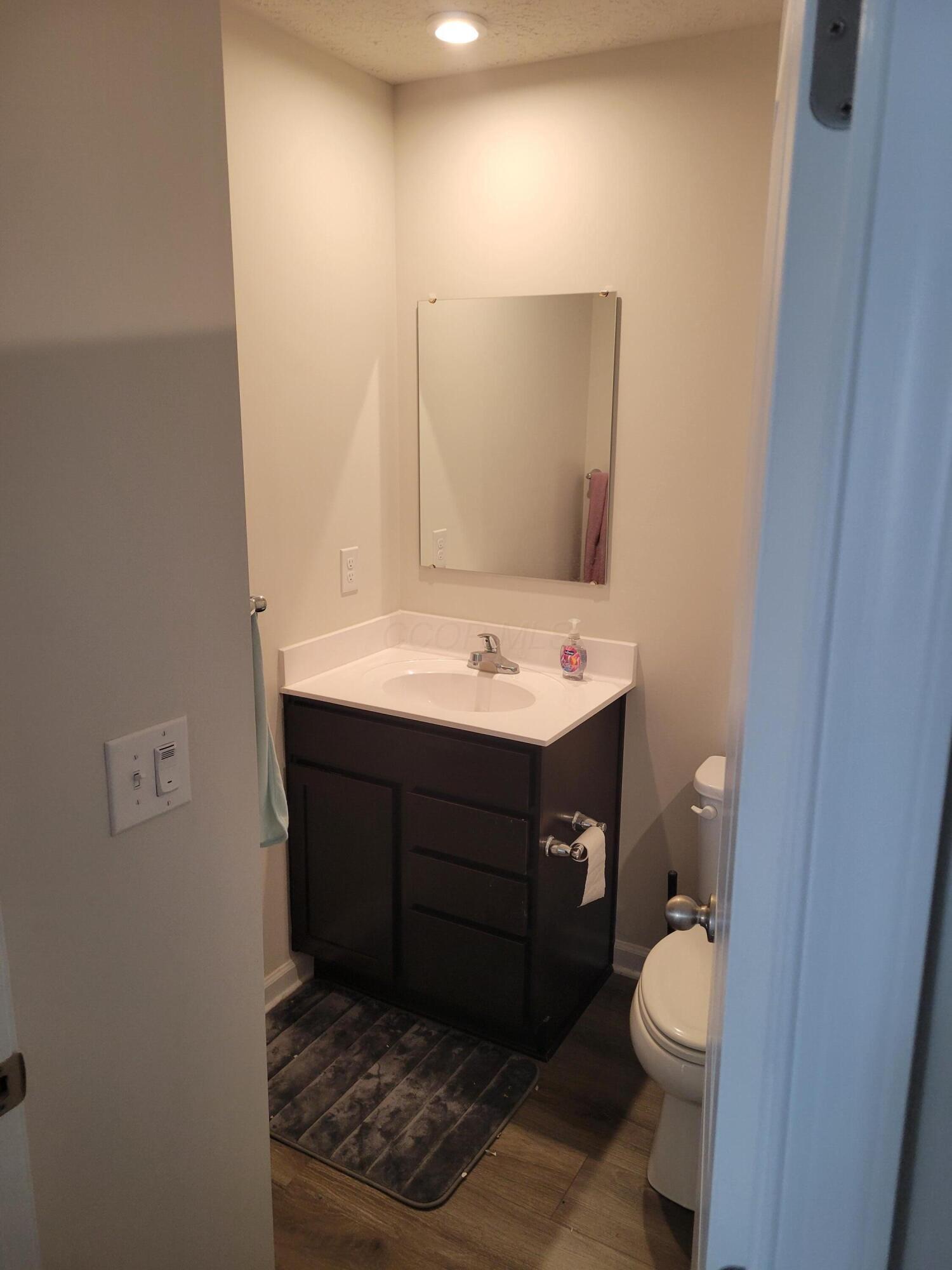 225 Ambassador Drive Property Photo 10