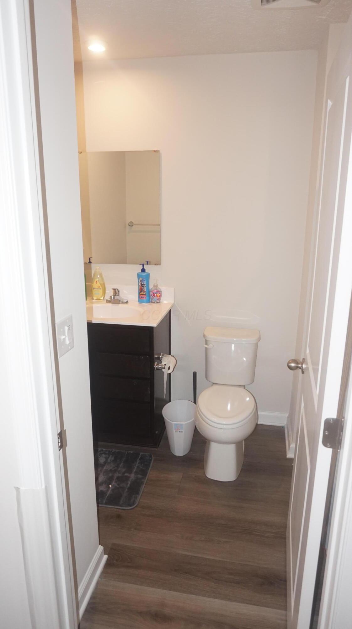 225 Ambassador Drive Property Photo 11