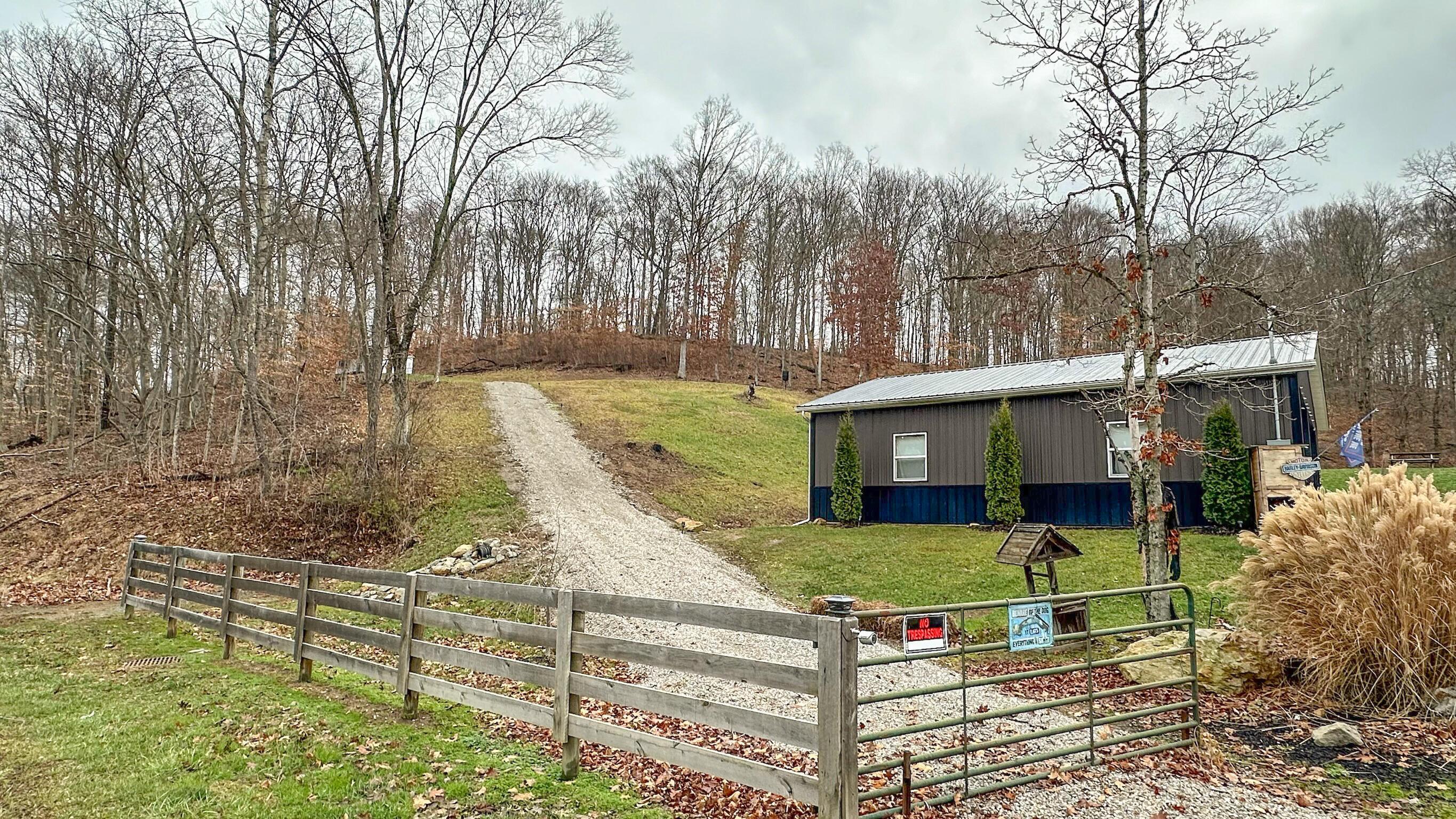 13966 Oh-595 Property Photo 2