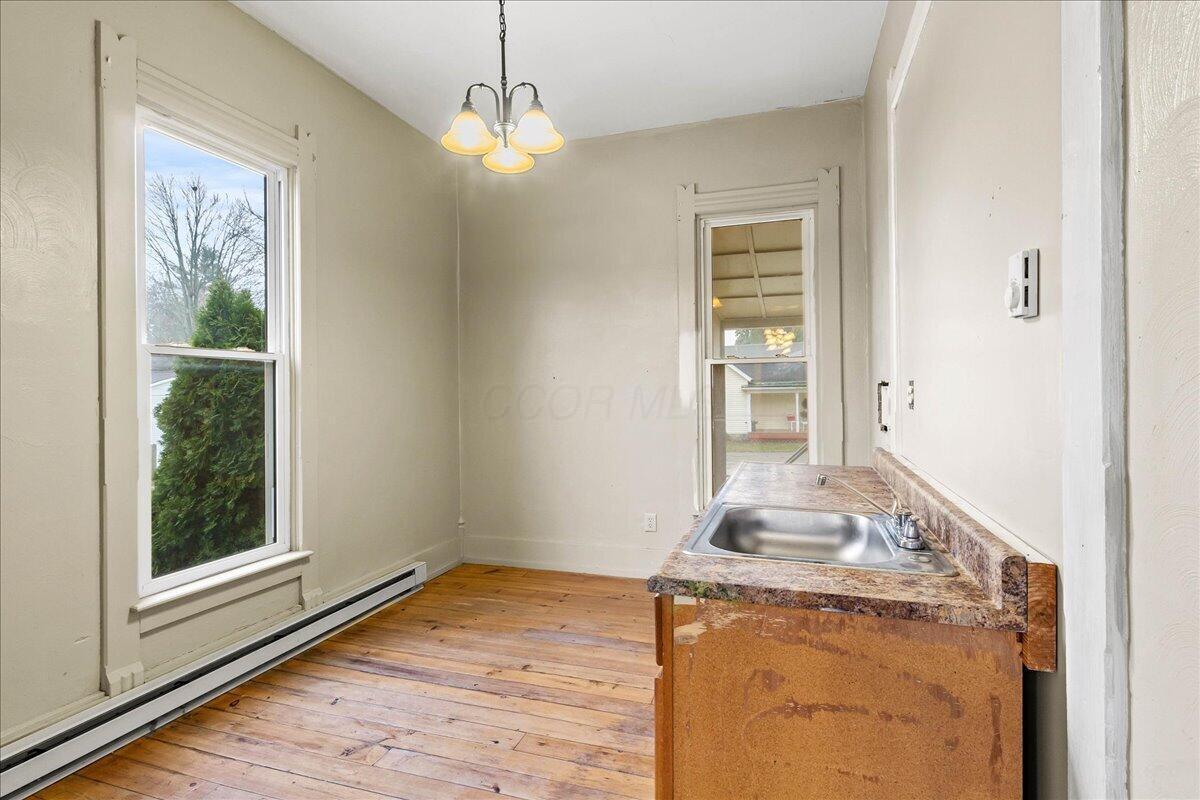 269 W Main Street Property Photo 15