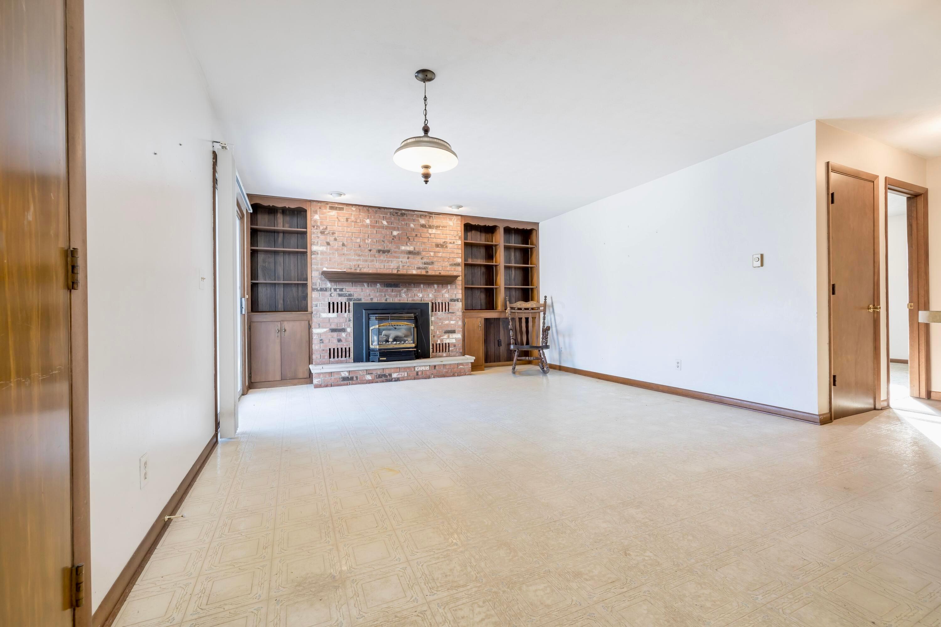 516 Newford Drive Property Photo 9