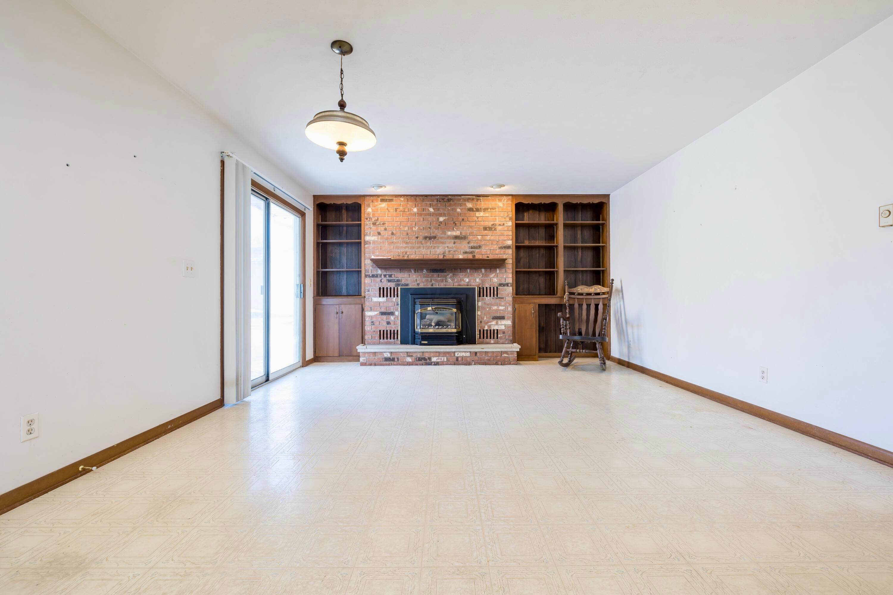 516 Newford Drive Property Photo 10