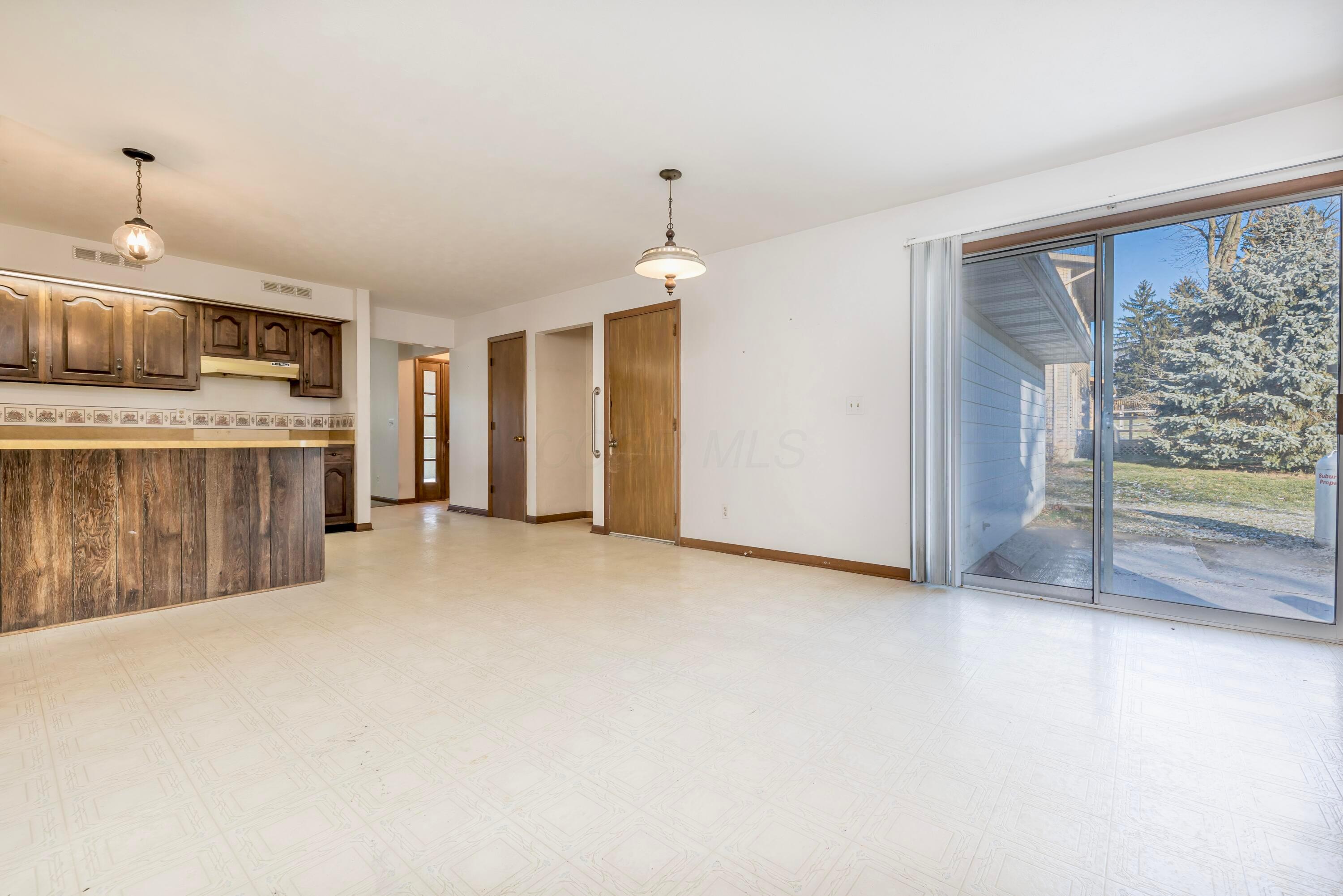 516 Newford Drive Property Photo 12