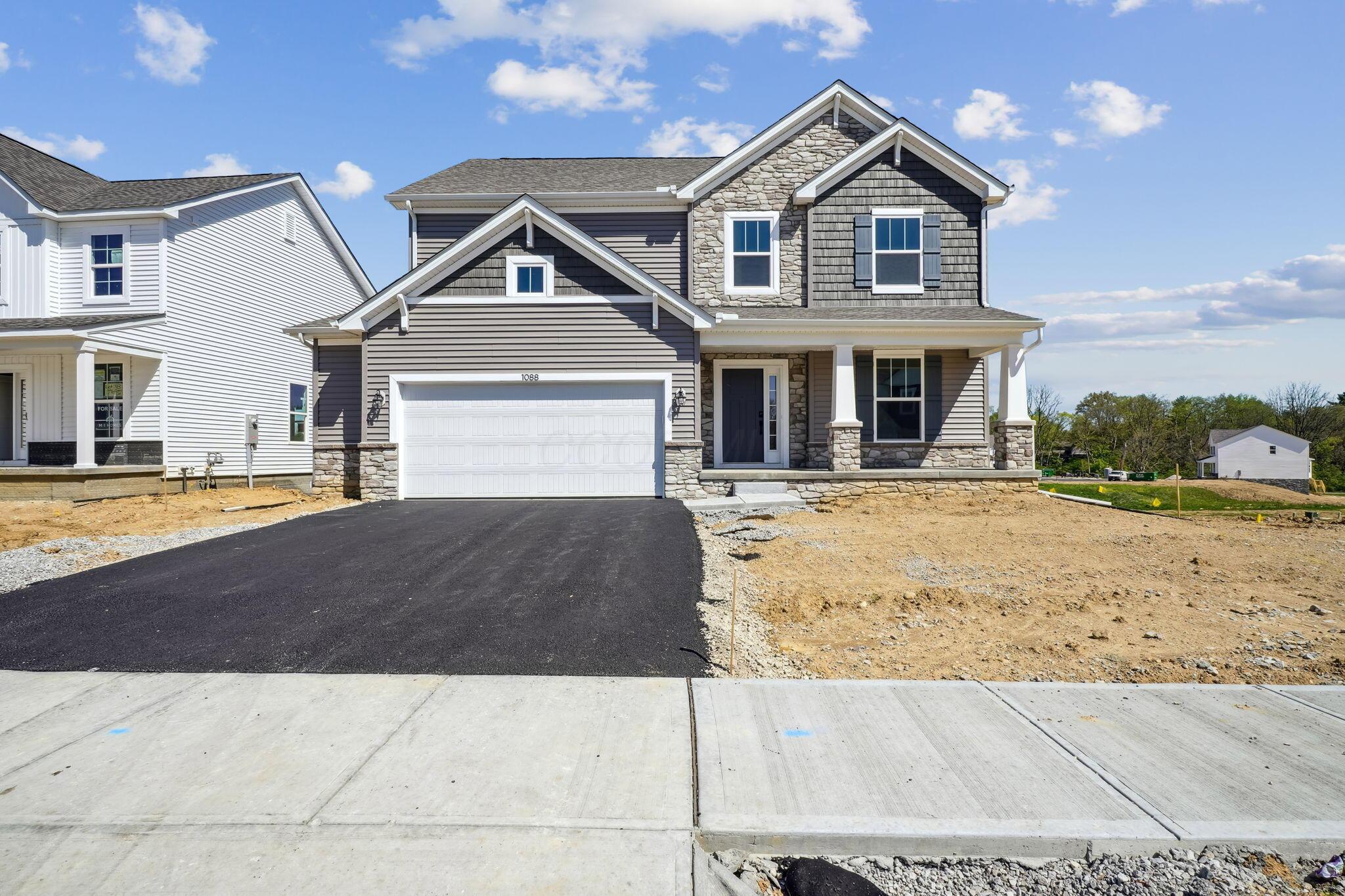 1088 Quarry Oak Drive Property Photo 1