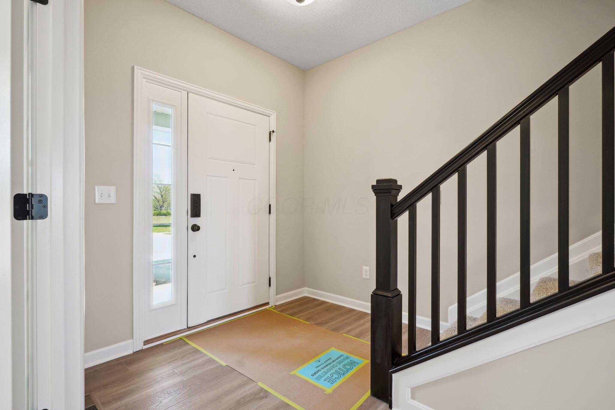 1088 Quarry Oak Drive Property Photo 5