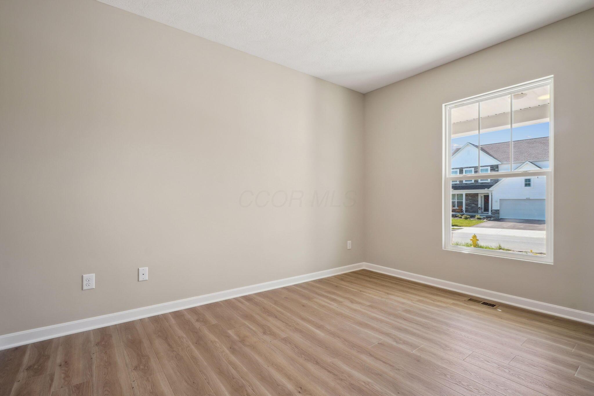 1088 Quarry Oak Drive Property Photo 6