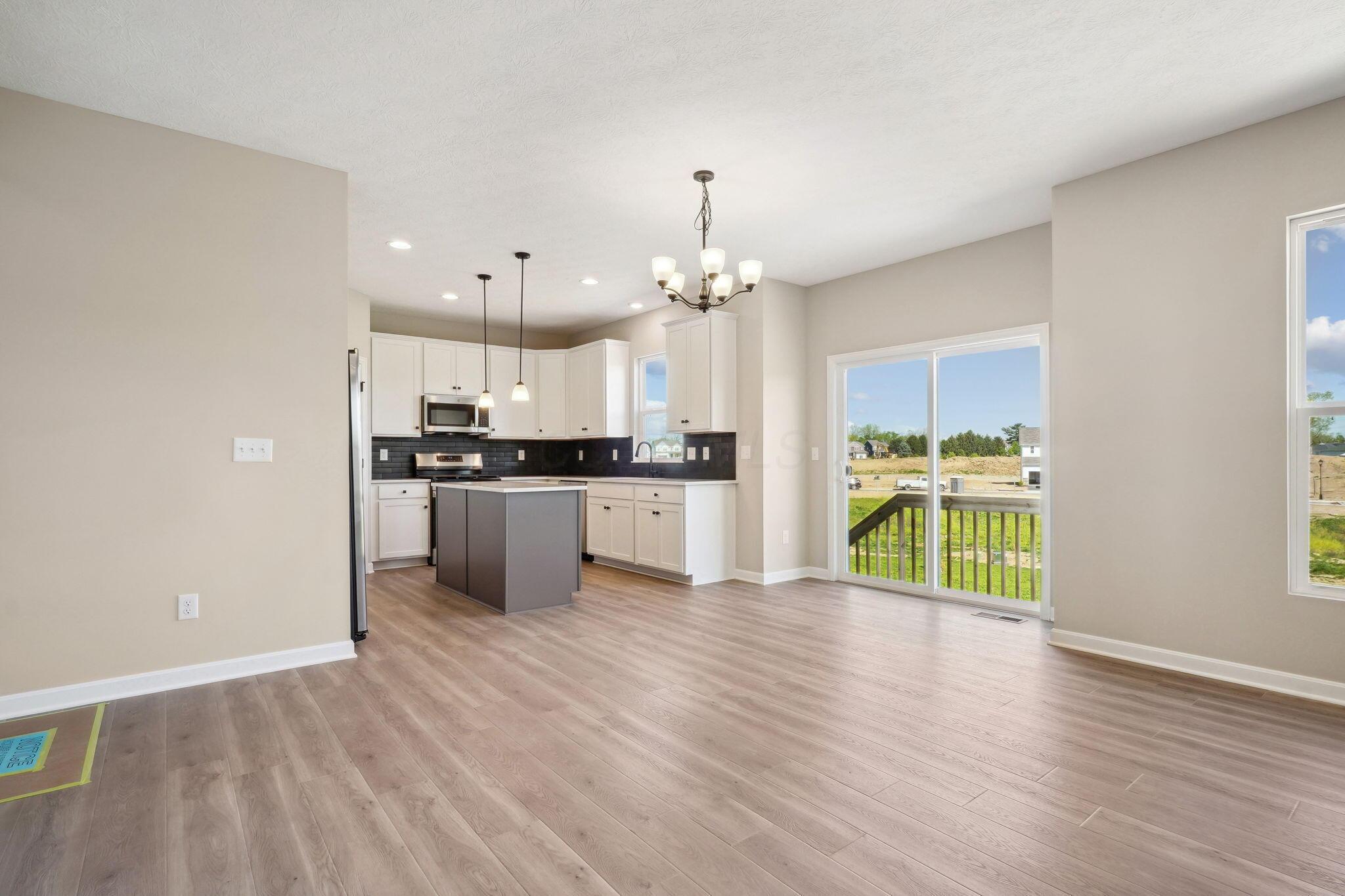 1088 Quarry Oak Drive Property Photo 10