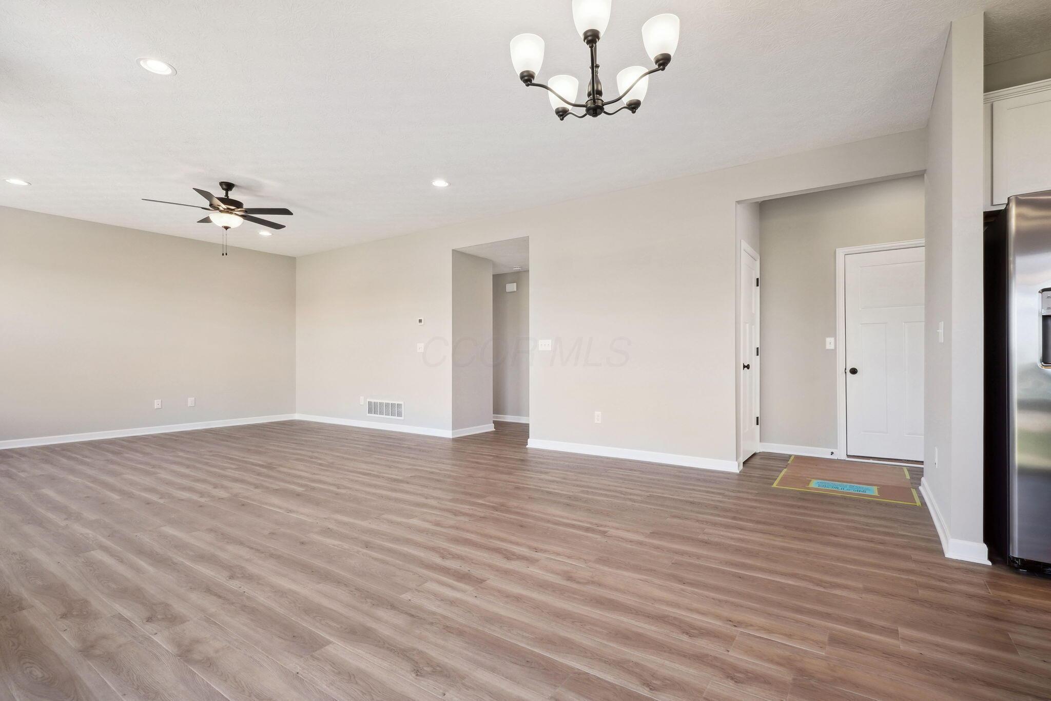 1088 Quarry Oak Drive Property Photo 15