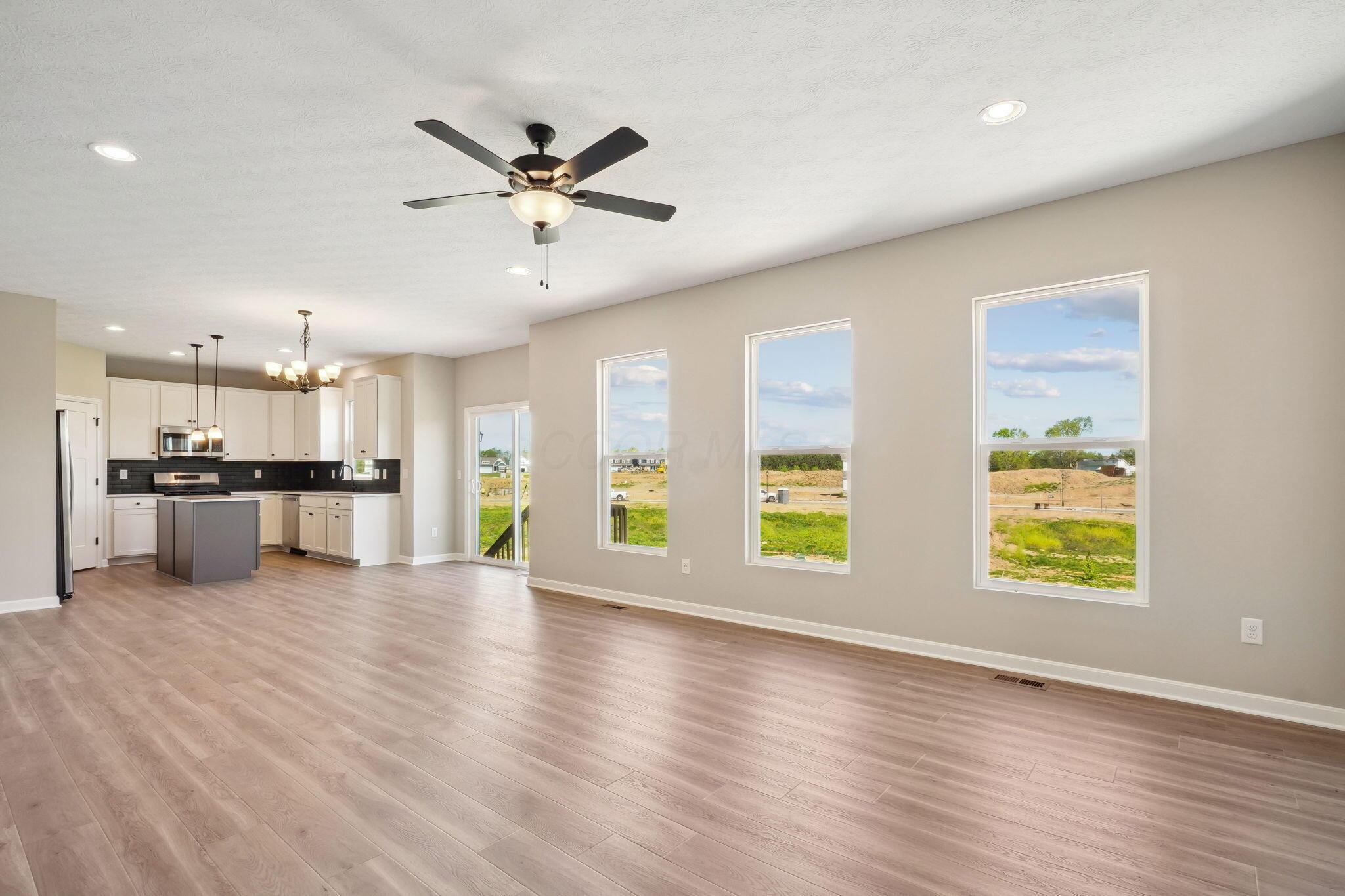 1088 Quarry Oak Drive Property Photo 17