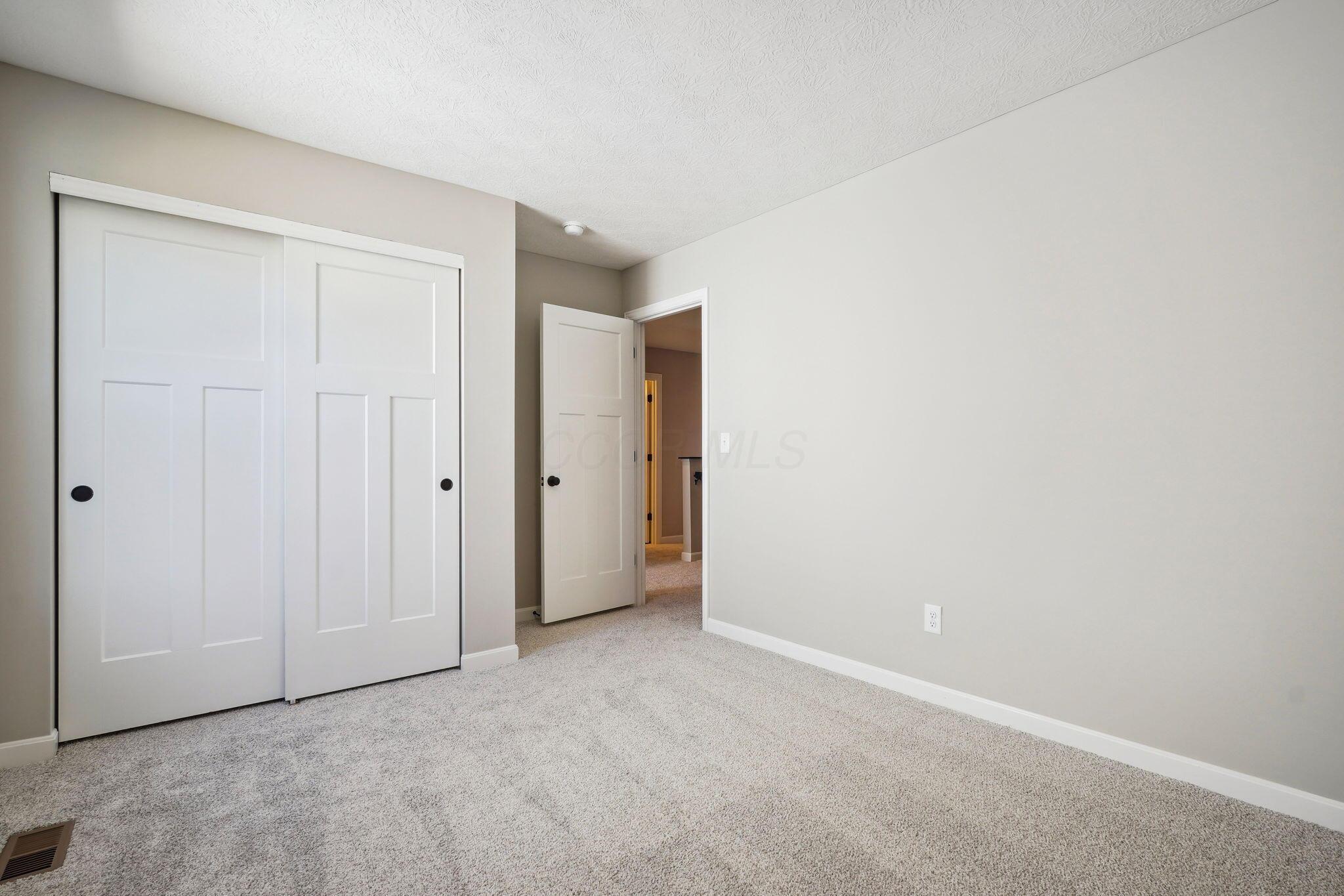 1088 Quarry Oak Drive Property Photo 32