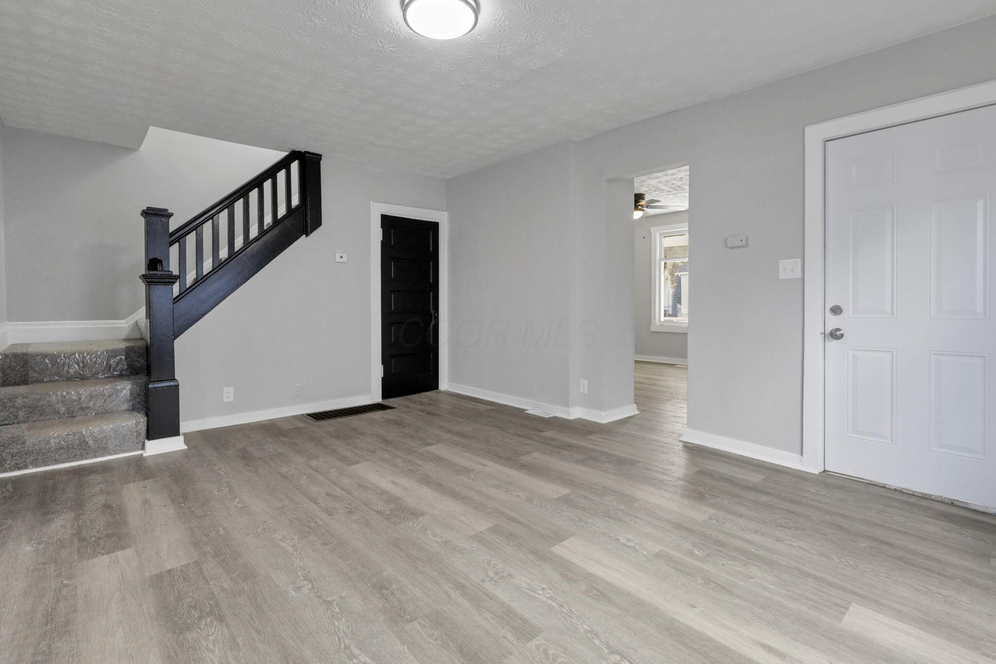 414 Helen Street Property Photo 10