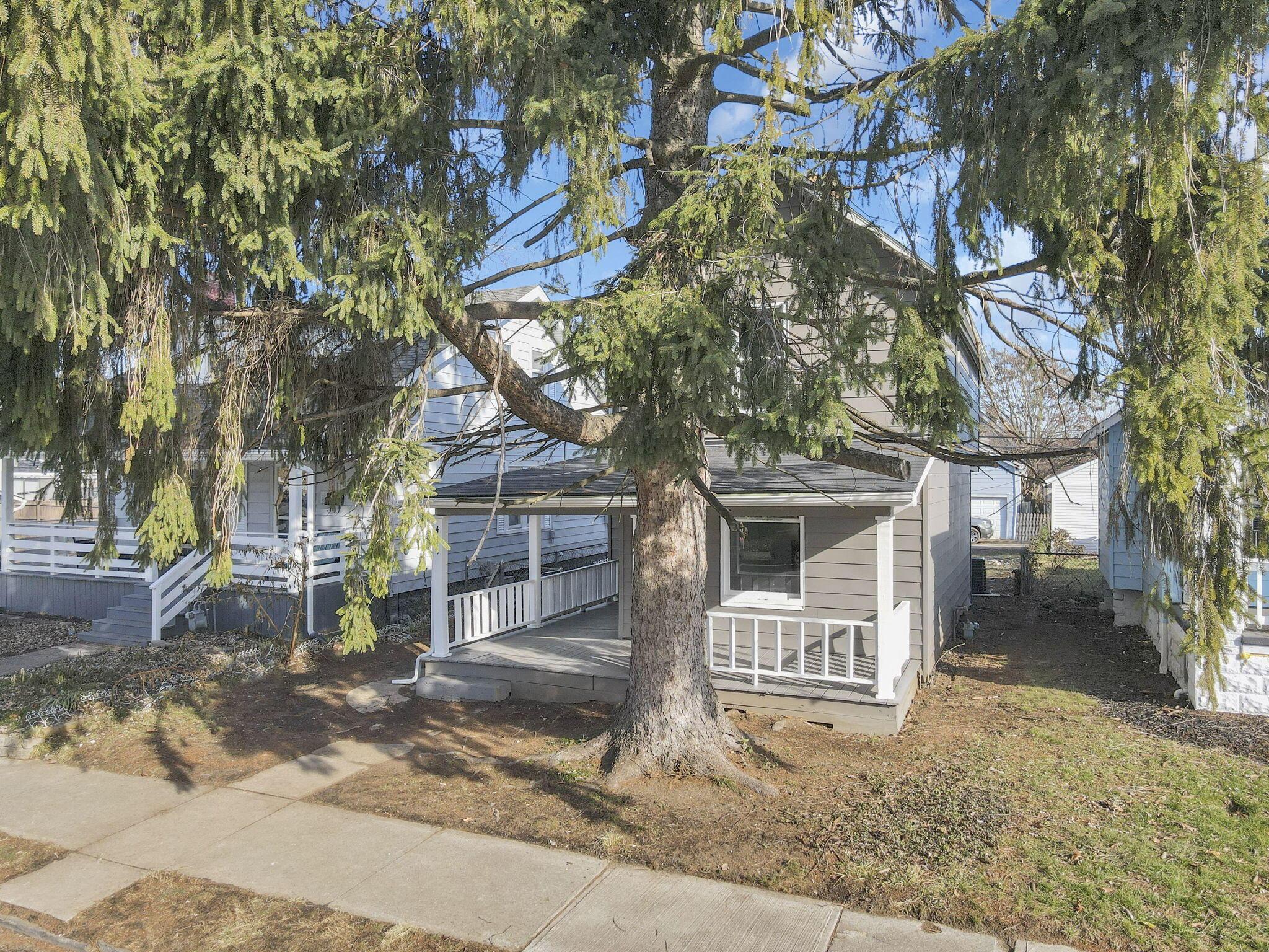 414 Helen Street Property Photo 45