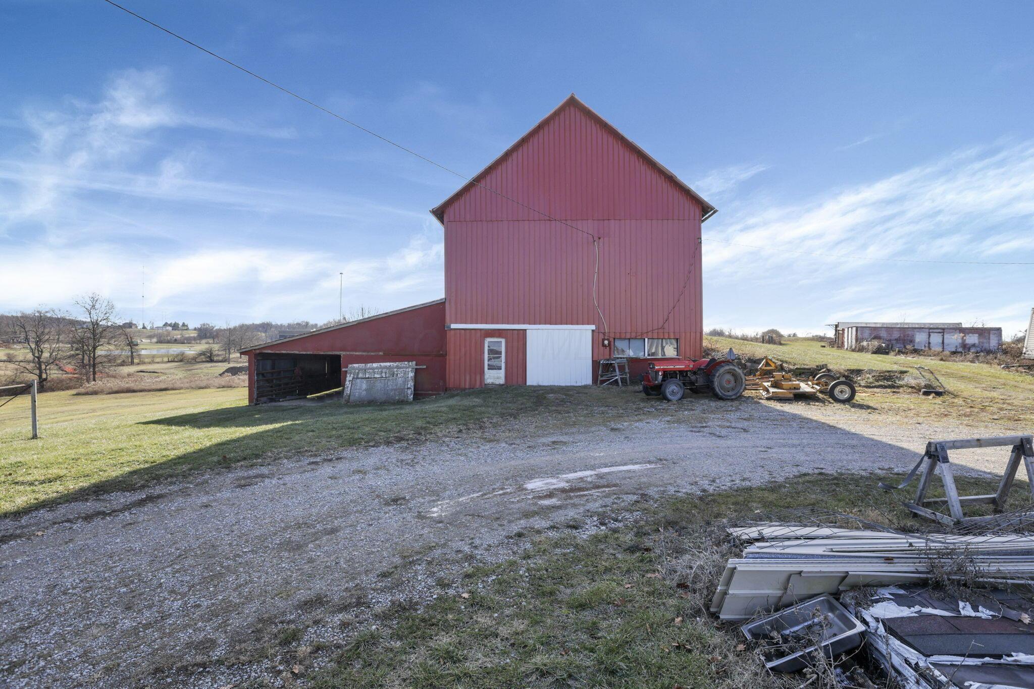 9334 Jacksontown Road Property Photo 16
