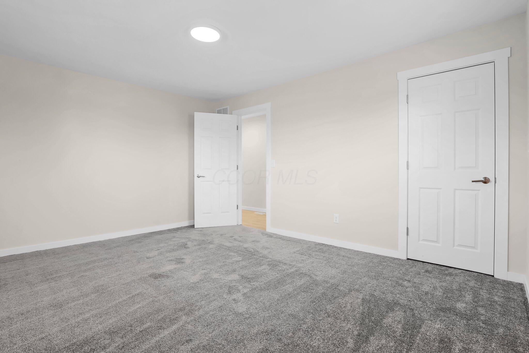 11744 Yankeetown Pike Property Photo 16