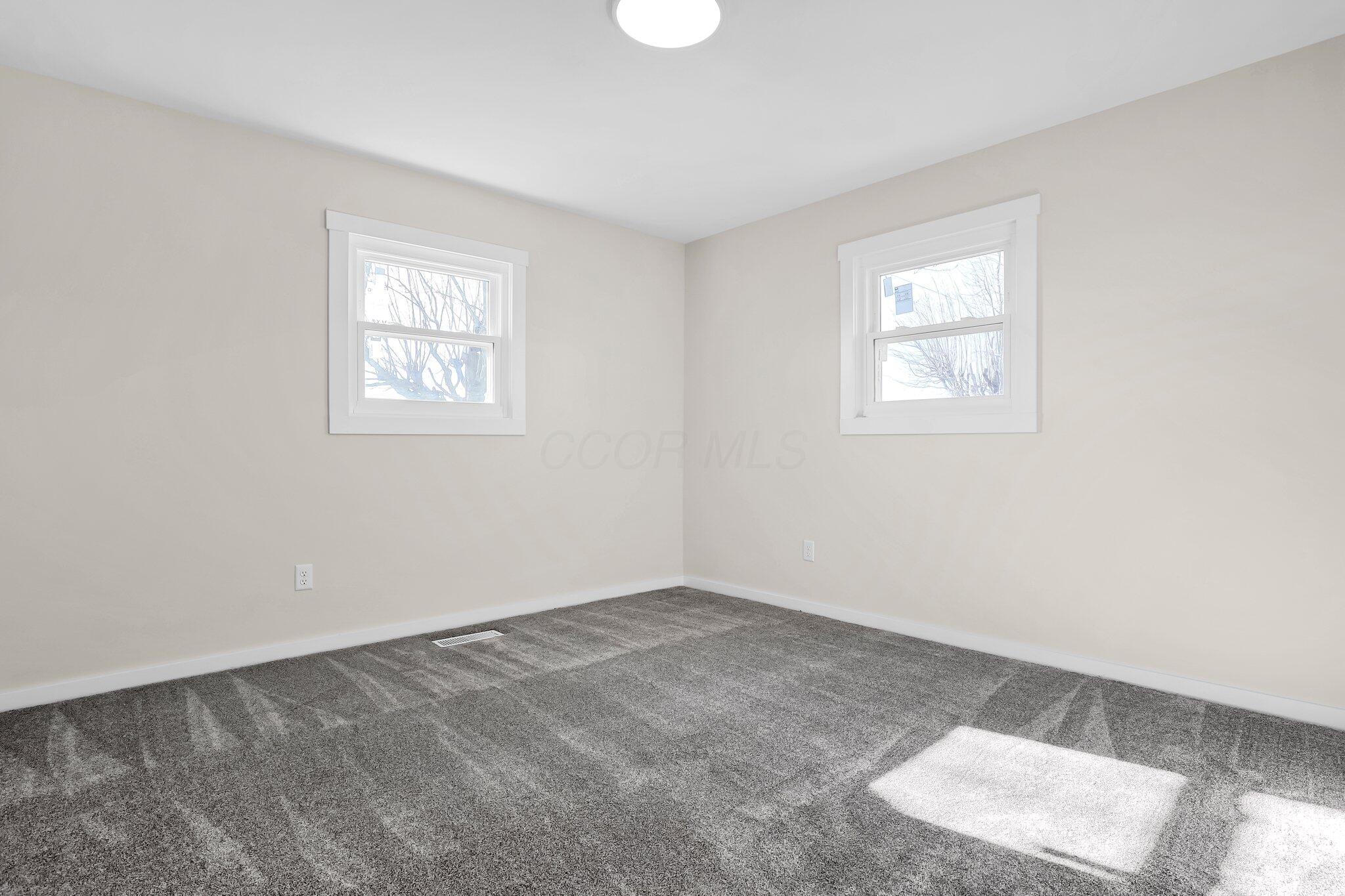 11744 Yankeetown Pike Property Photo 17