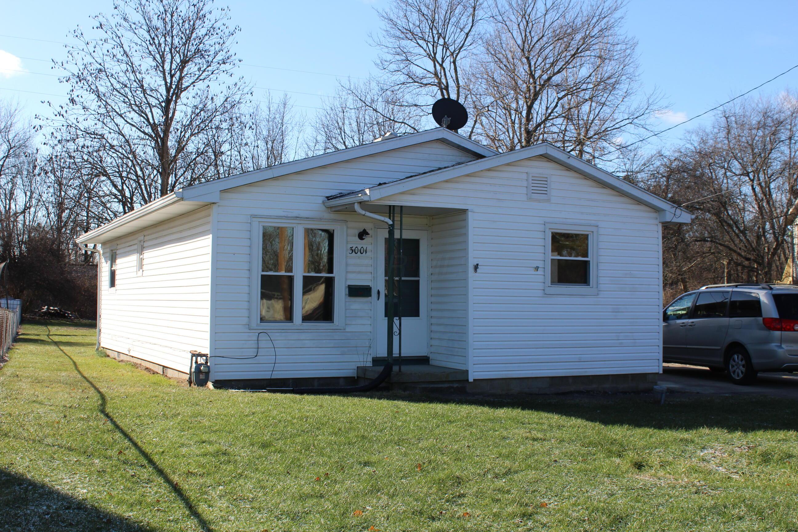 3001 Sun Valley Drive Property Photo 1