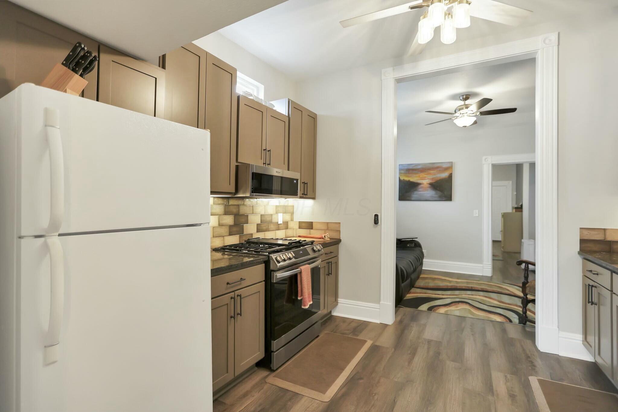 311 Clinton Street Property Photo 24