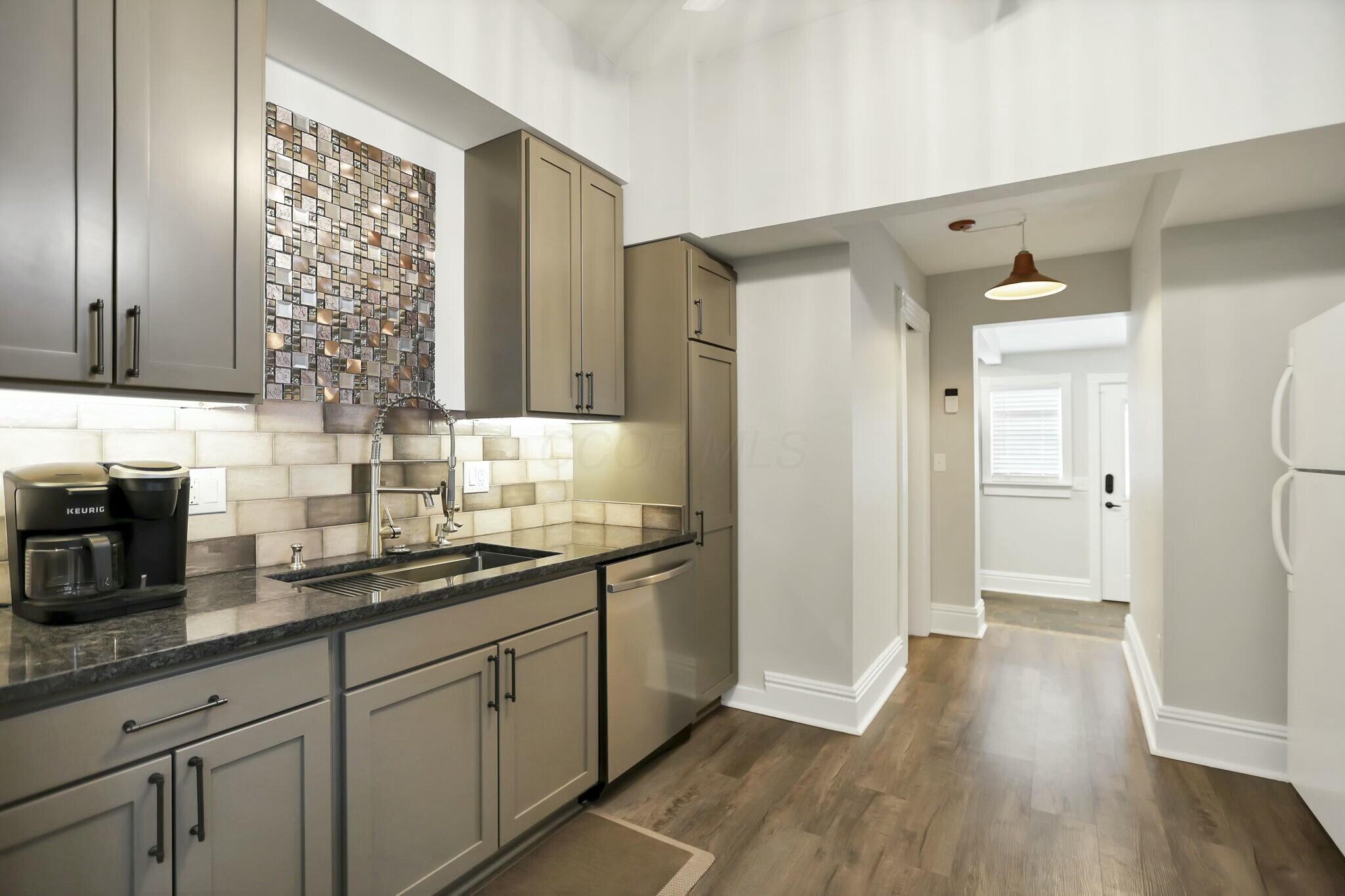 311 Clinton Street Property Photo 25