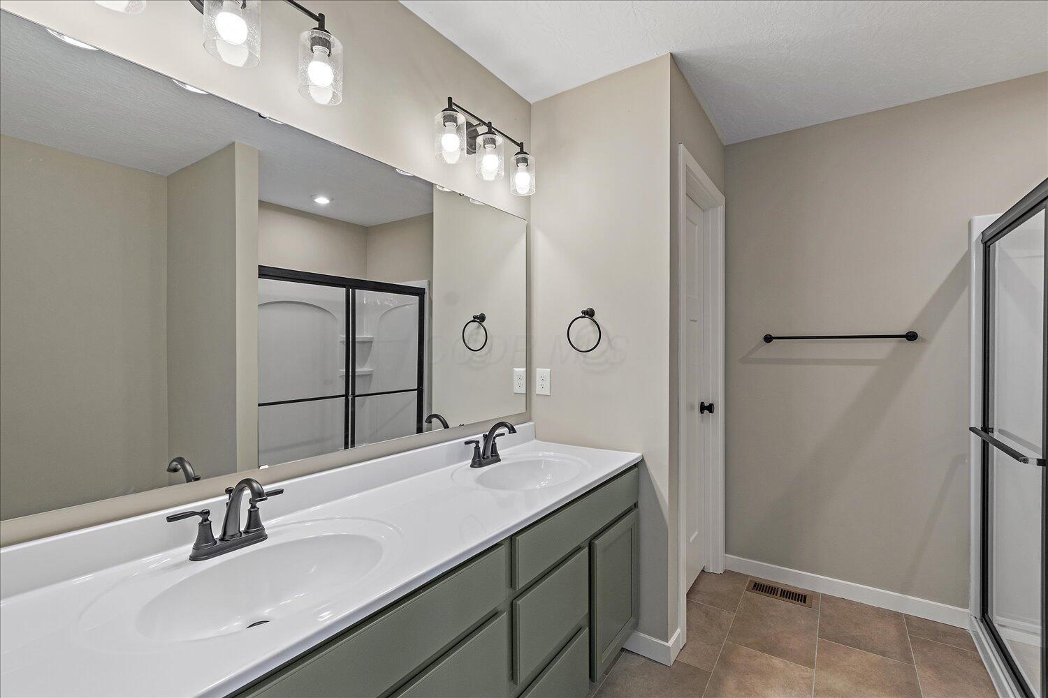 418 Snowdrop Drive Property Photo 24