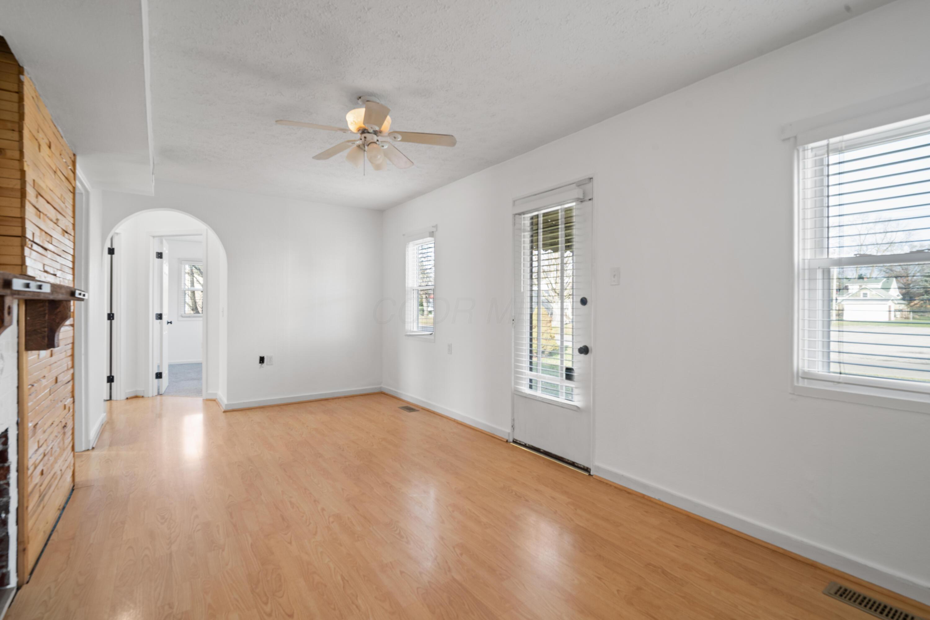 337 Colton Road Property Photo 2
